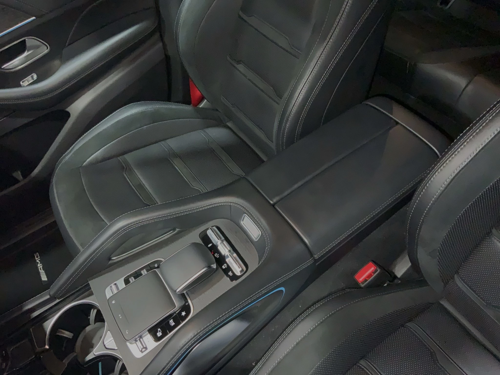 Mercedes-Benz-GLE-image-25