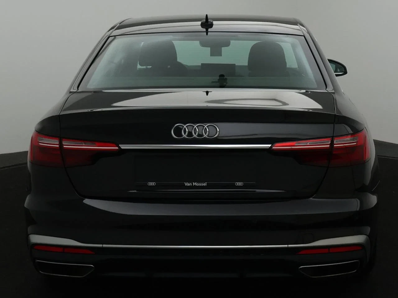 Audi-A4-image-4
