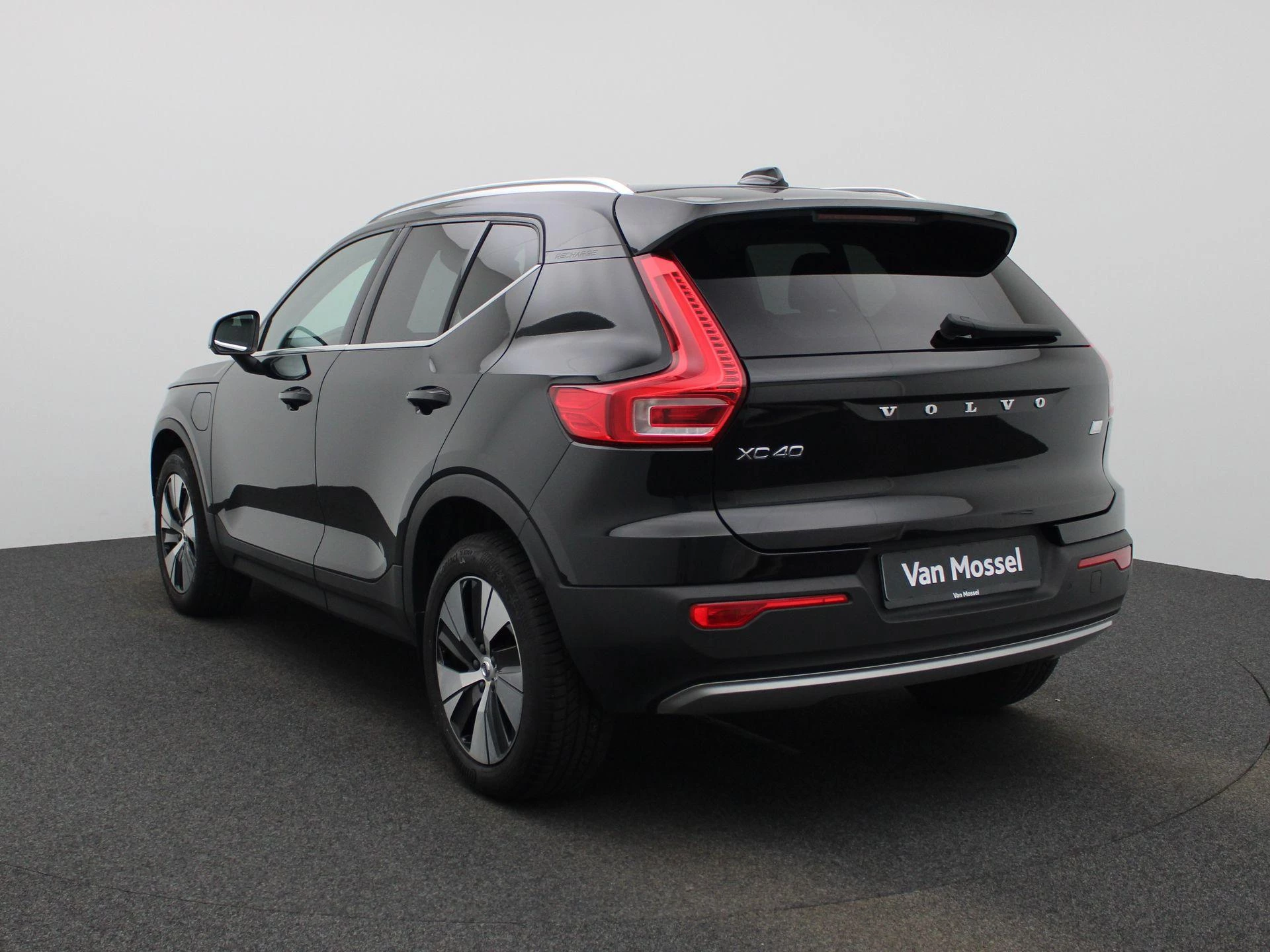 Volvo-XC40-image-3