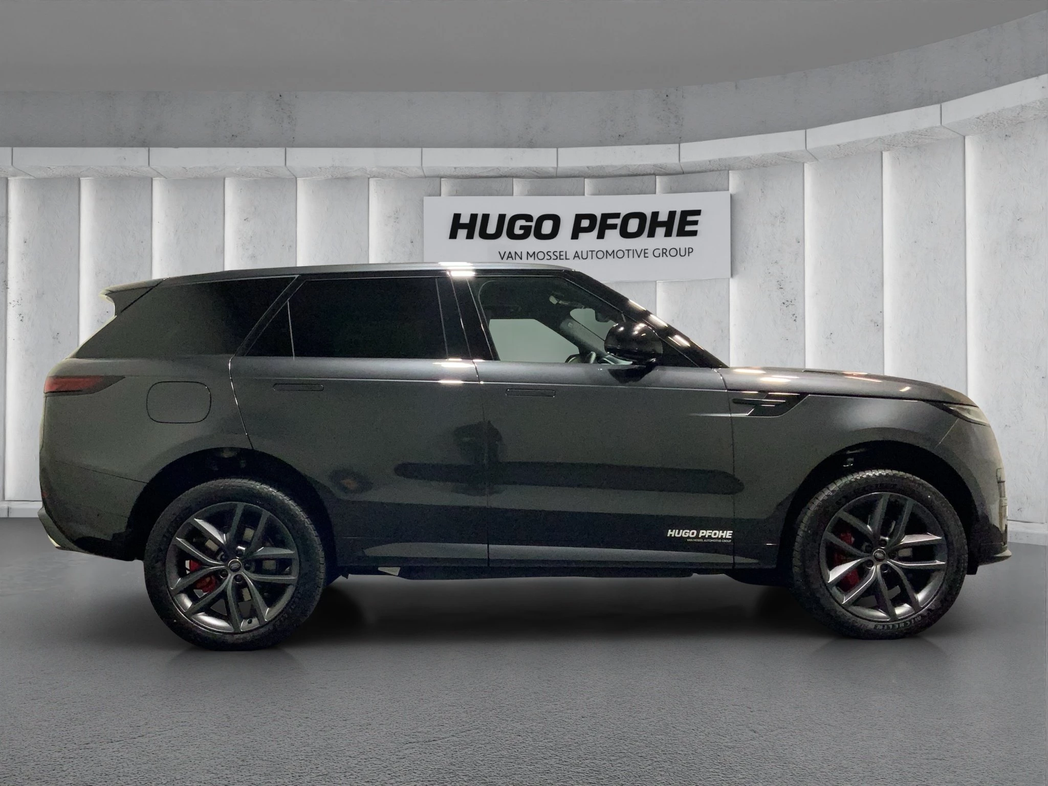 Land Rover Range Rover Sport DYNAMIC HSE 3.0 P460e PHEV AWD Geländewagen. 338 kW. 5-türig