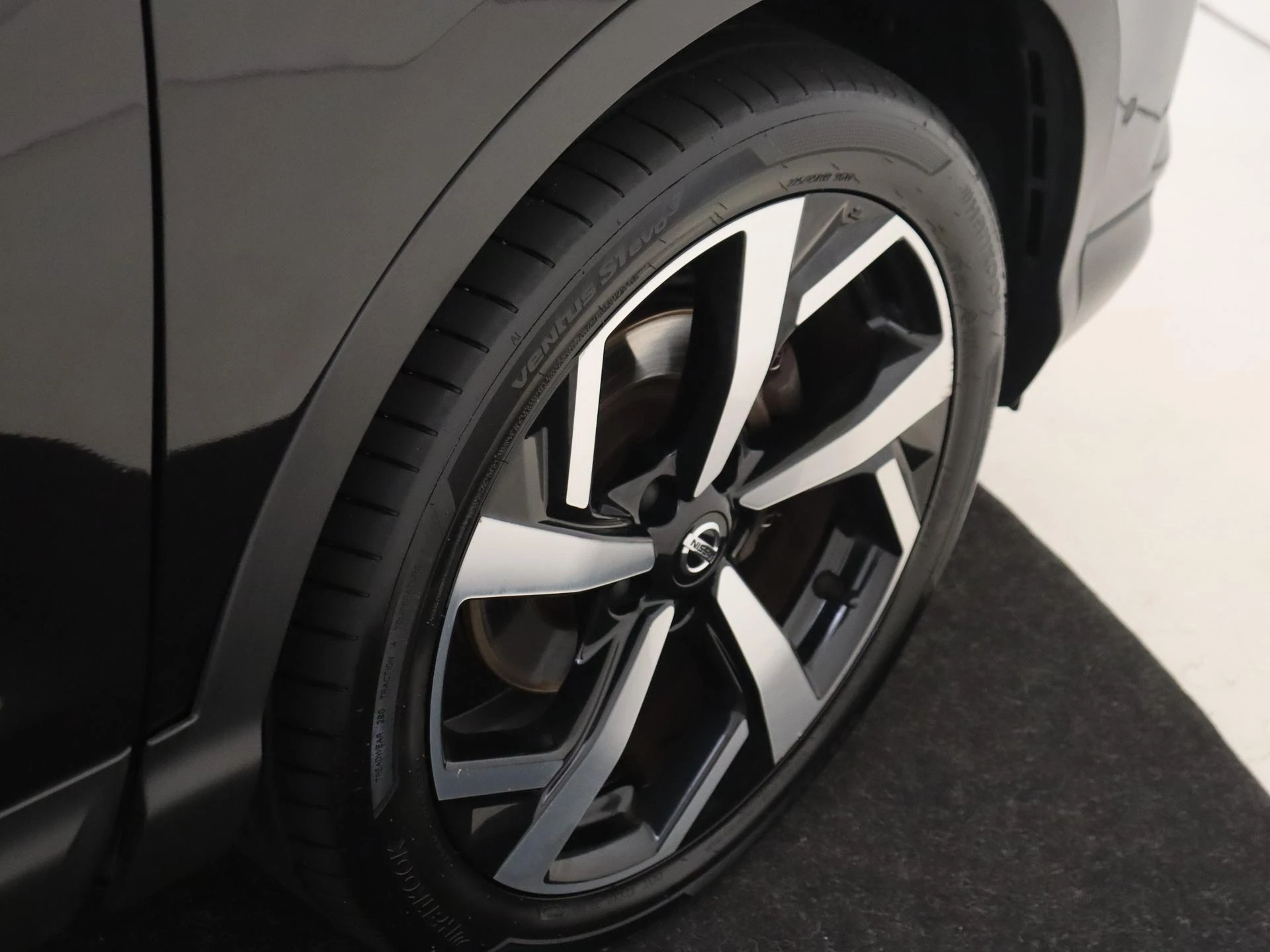 Nissan-QASHQAI-image-28