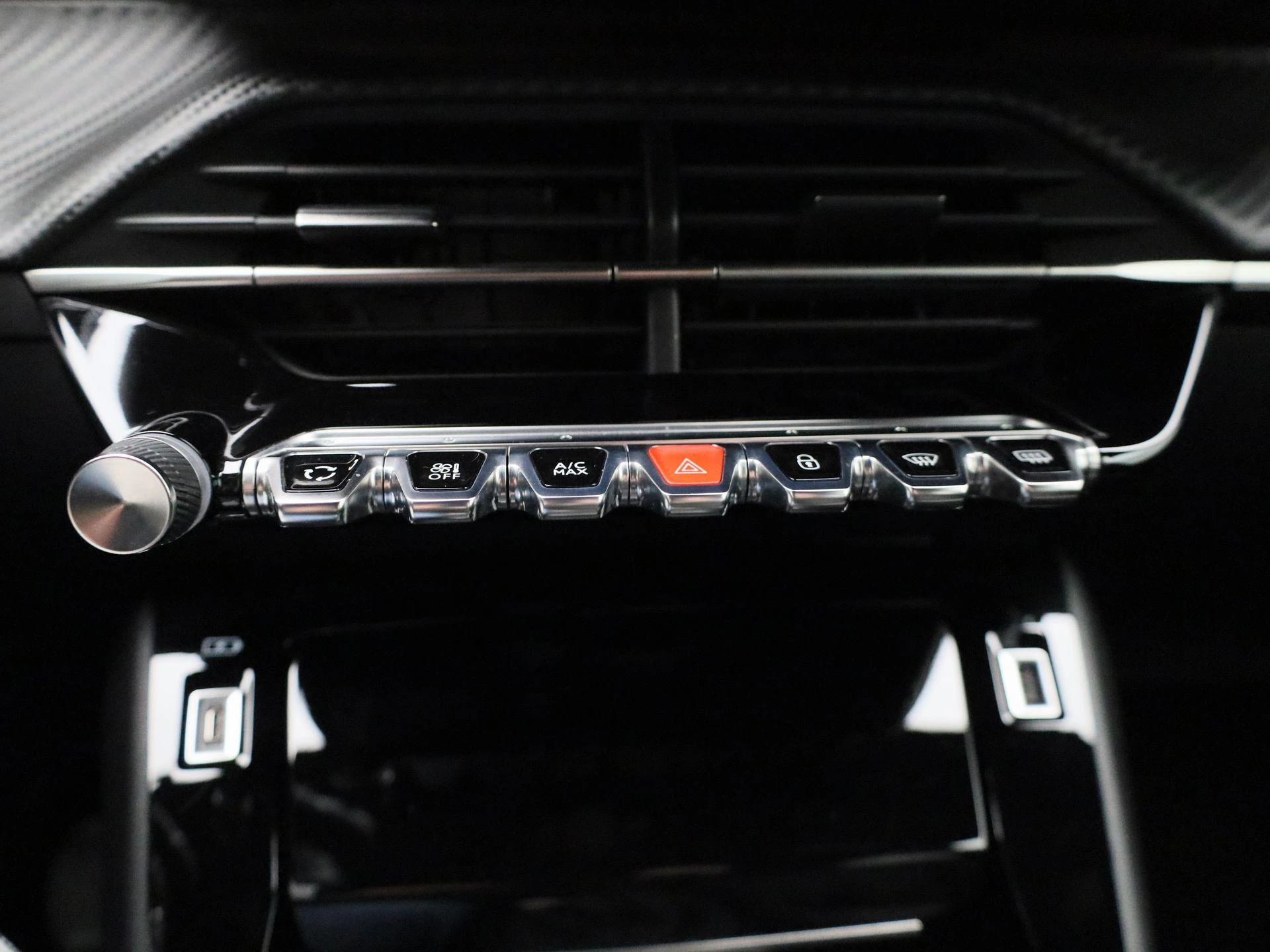 Peugeot-2008-image-19