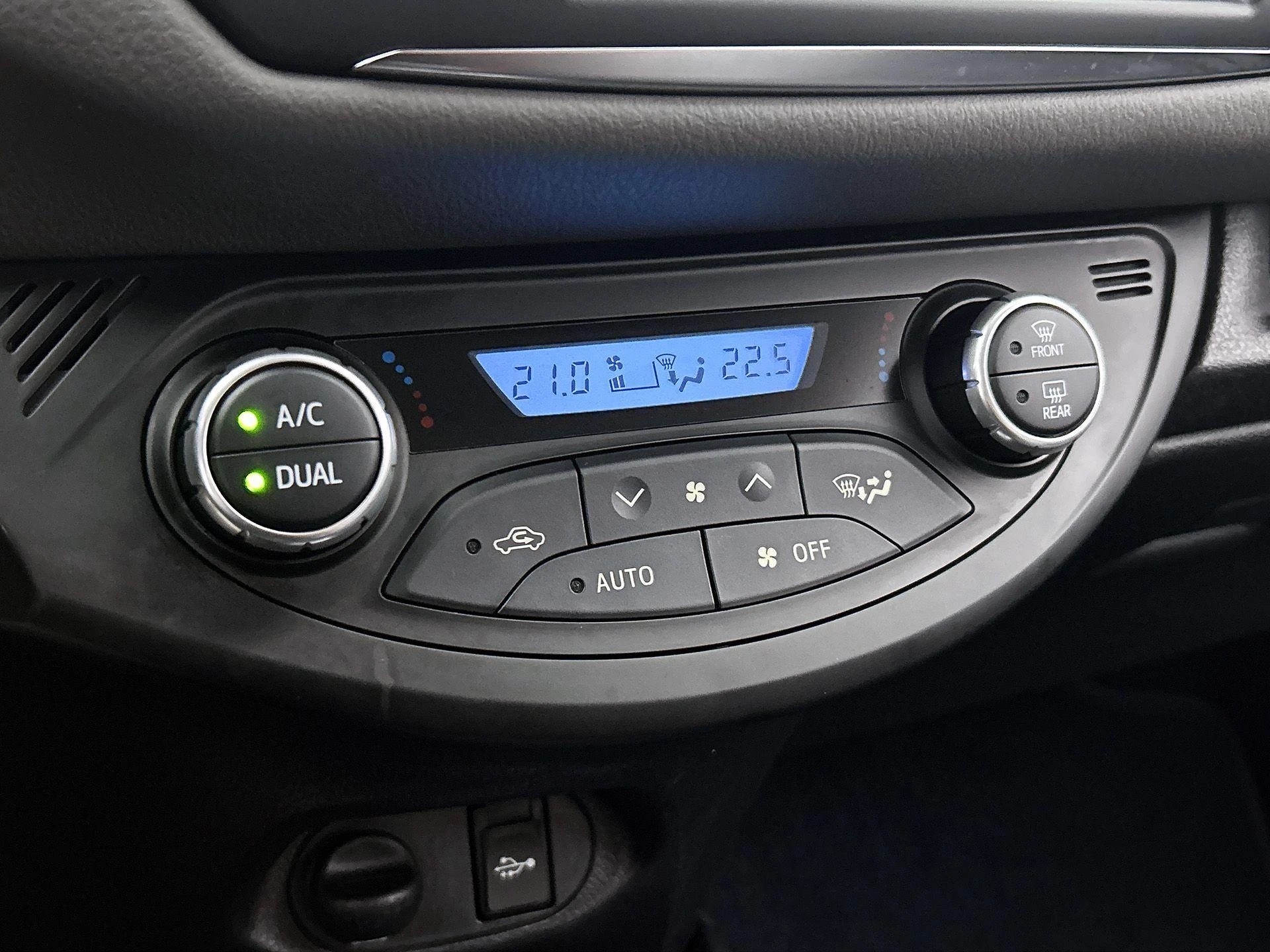 Toyota Yaris 1.0 VVT-i Aspiration