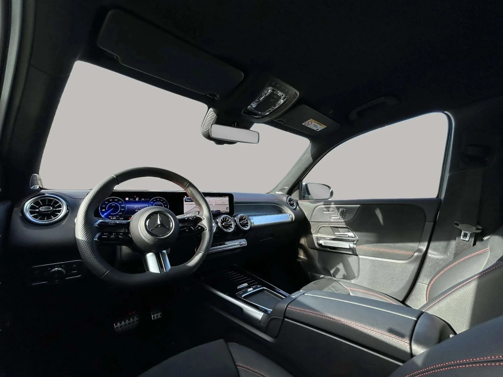 Mercedes-Benz-EQB-image-11