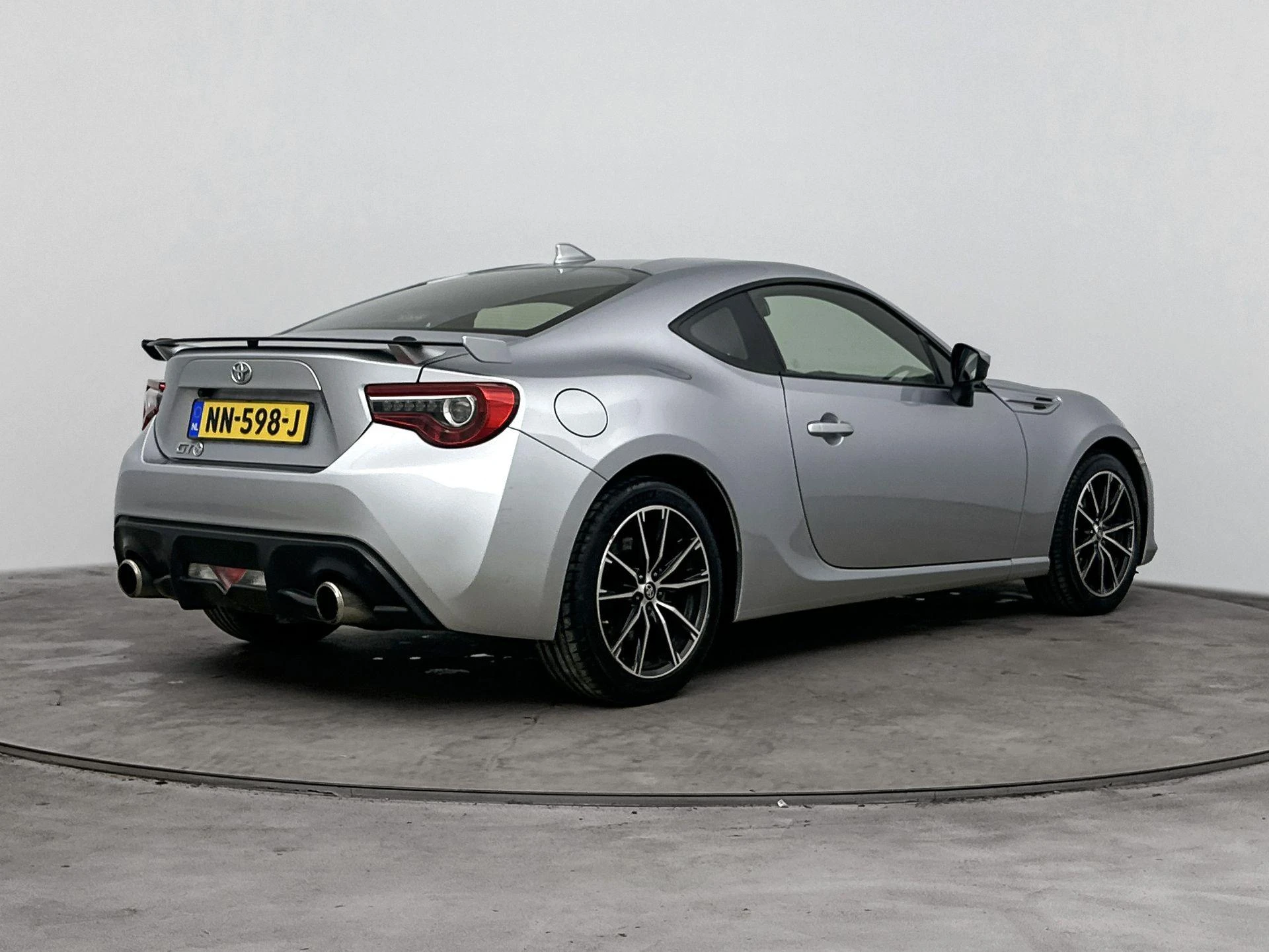 Toyota-GT86-image-3
