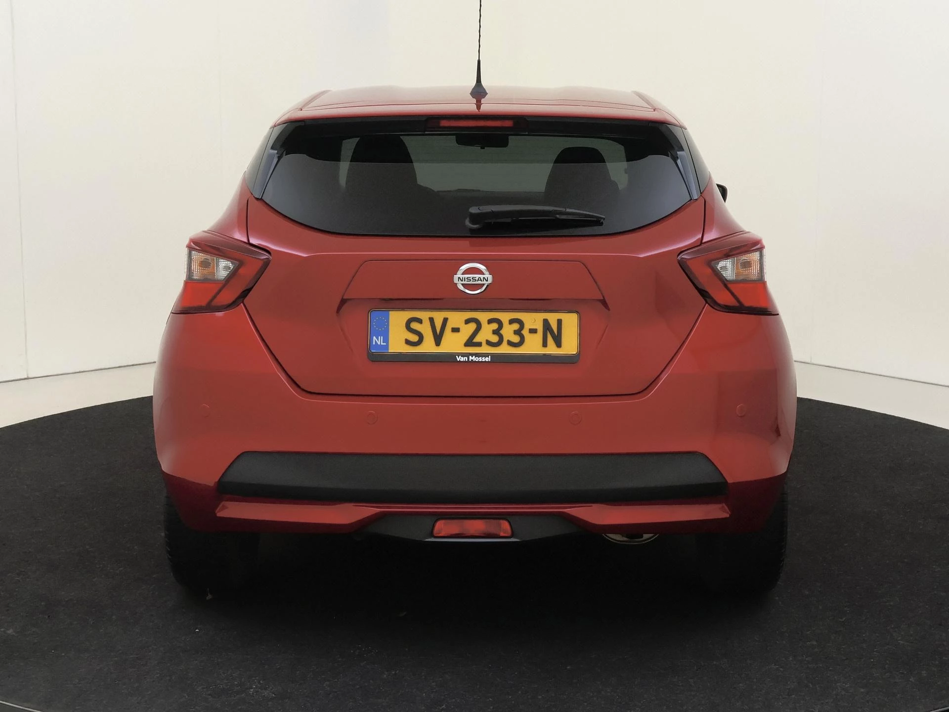 Nissan-Micra-image-6