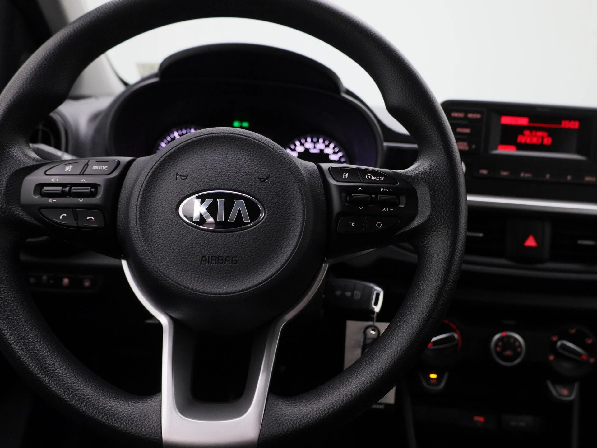 Kia-Picanto-image-6