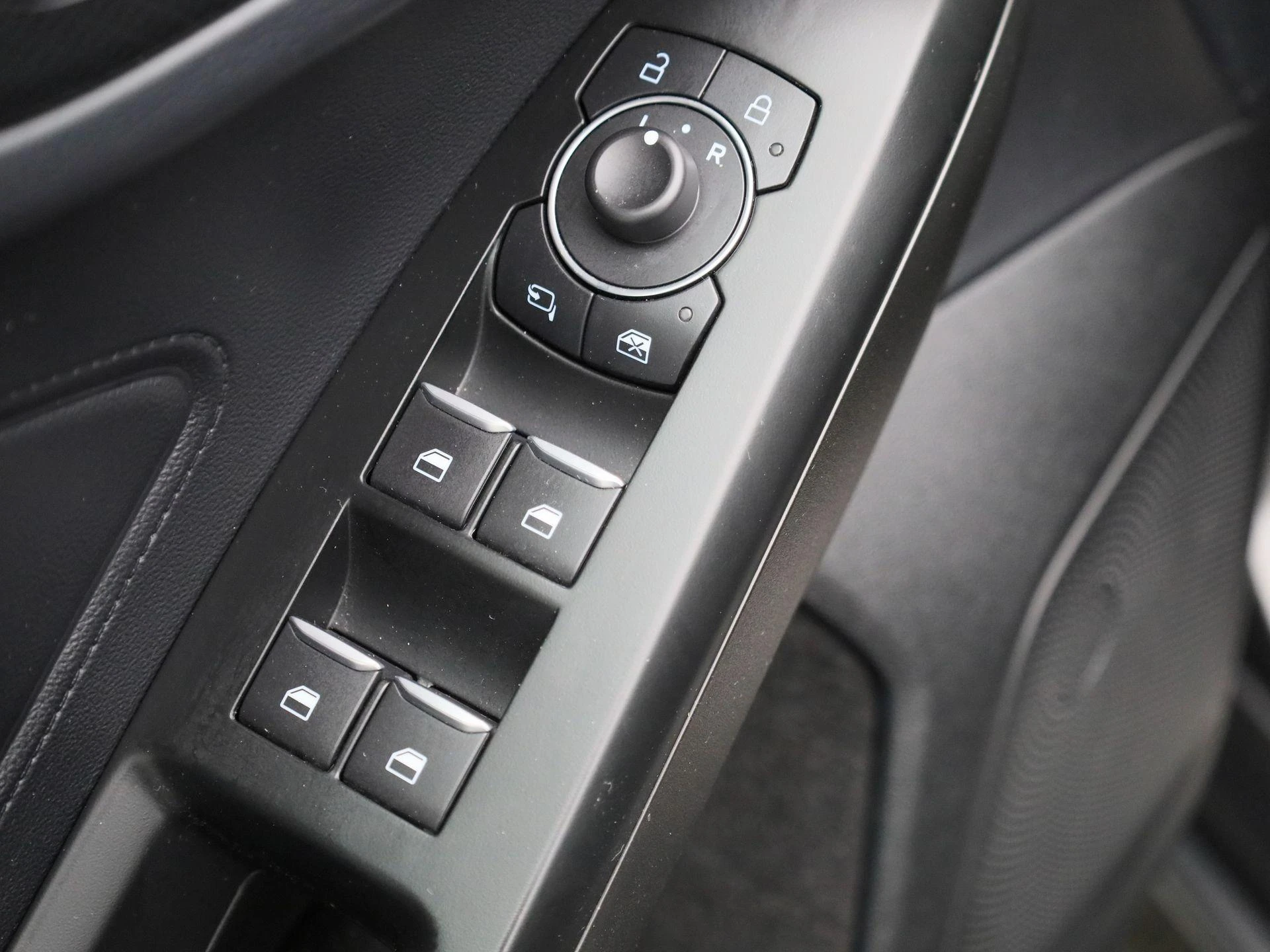 Ford-Focus-image-35