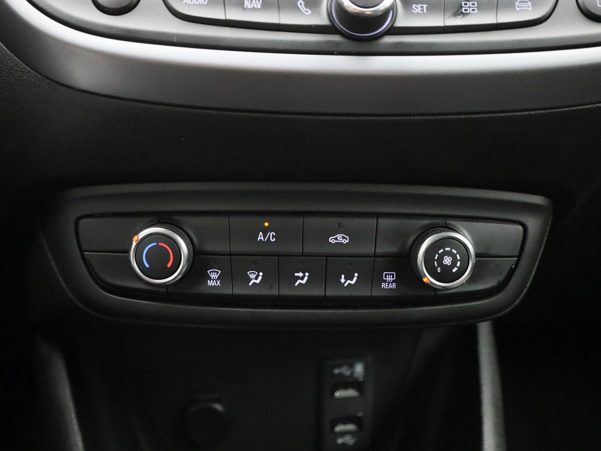 Opel-Crossland X-image-19