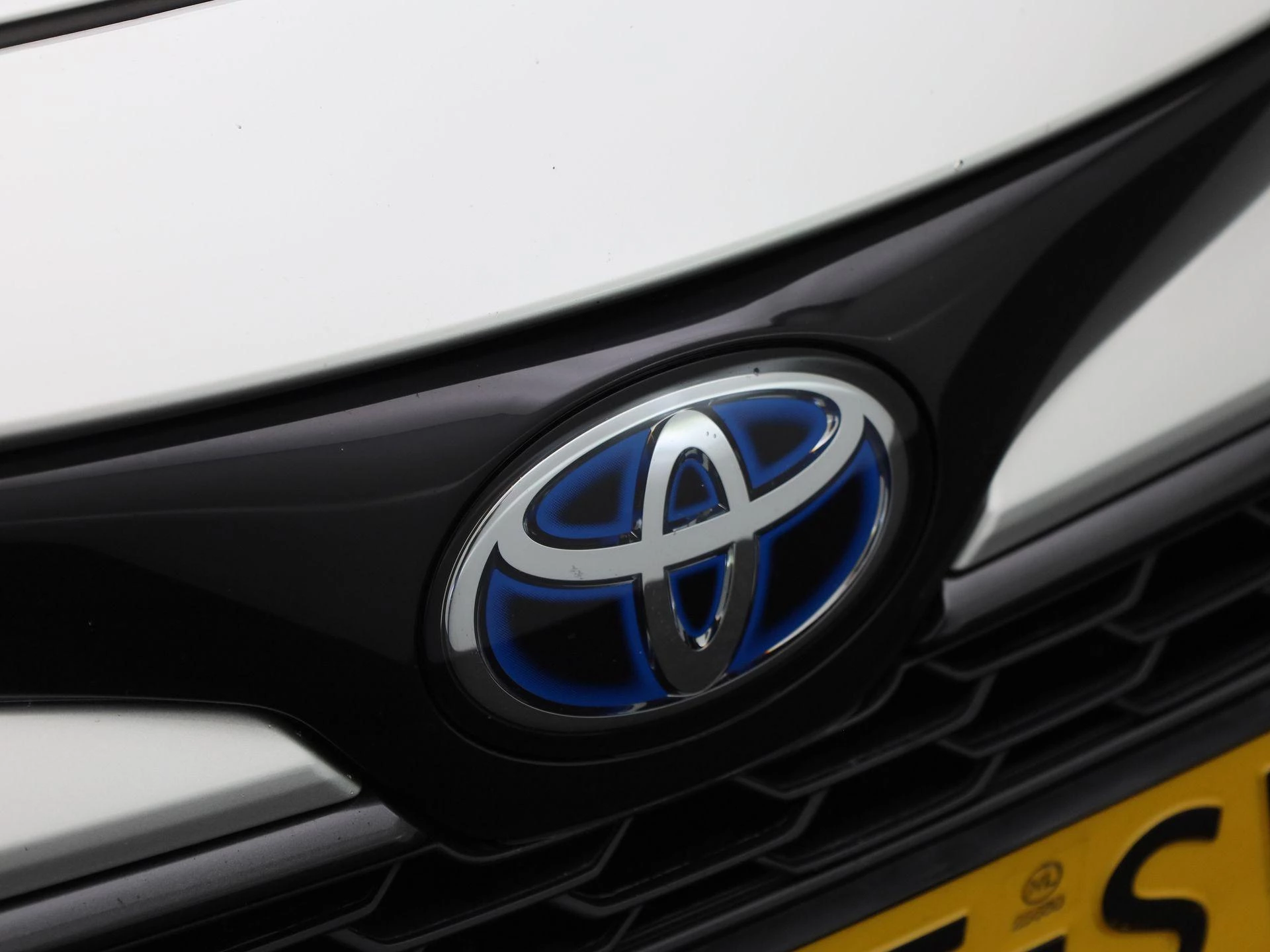 Toyota-Corolla Touring Sports-image-28