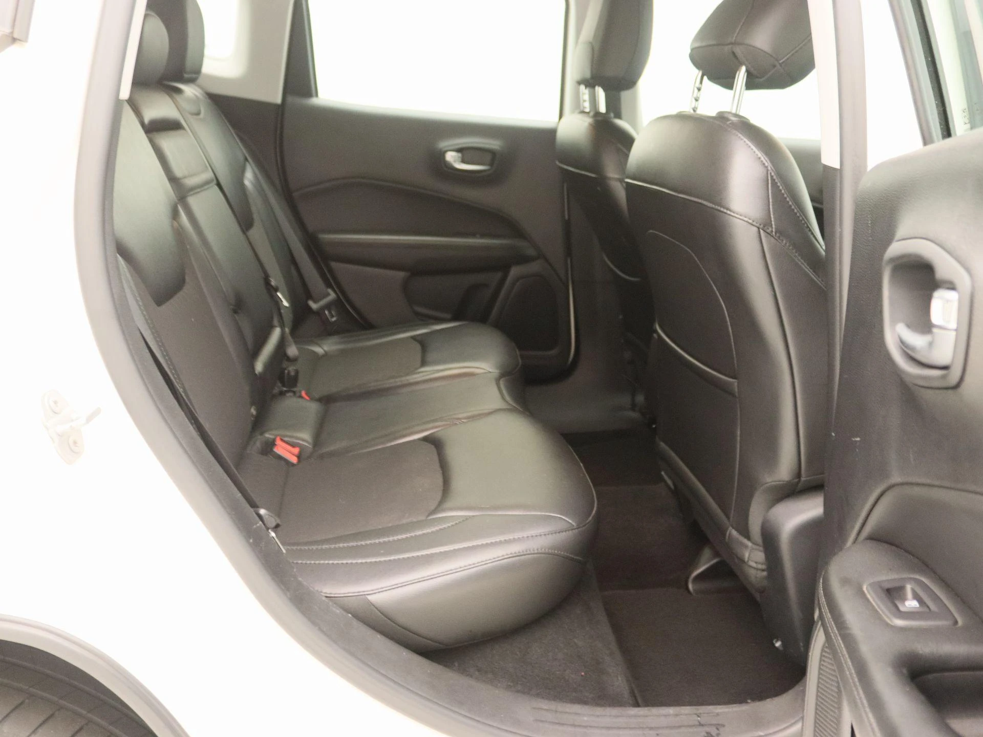 Jeep-Compass-image-24