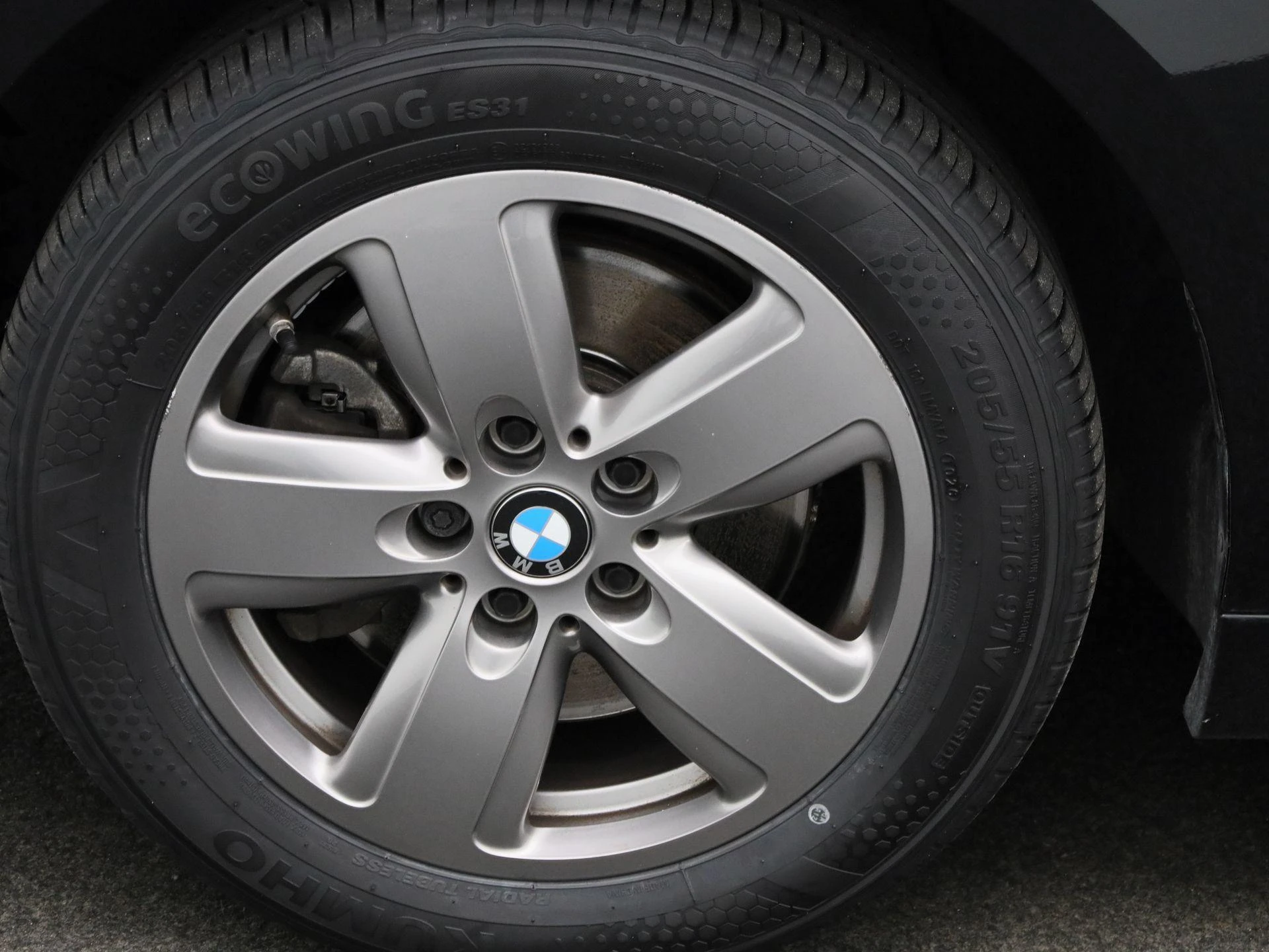 BMW-1 Reeks-image-11