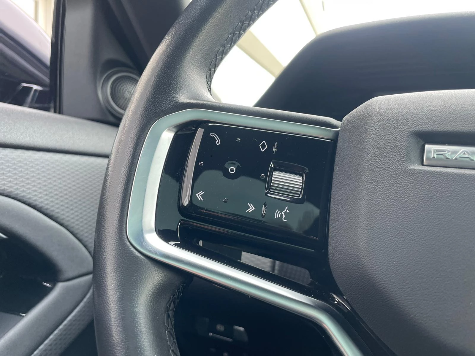 Land Rover Range Rover Evoque P300e R-Dynamic S Plug-In Hybride