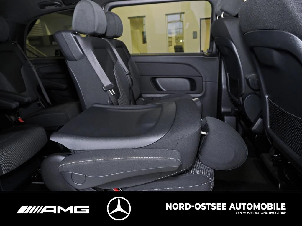 Mercedes-Benz-V-Klasse-image-13