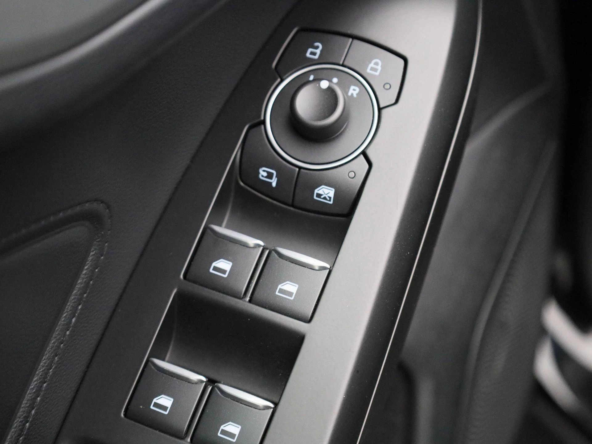 Ford Focus Wagon 1.0 EcoBoost Connected