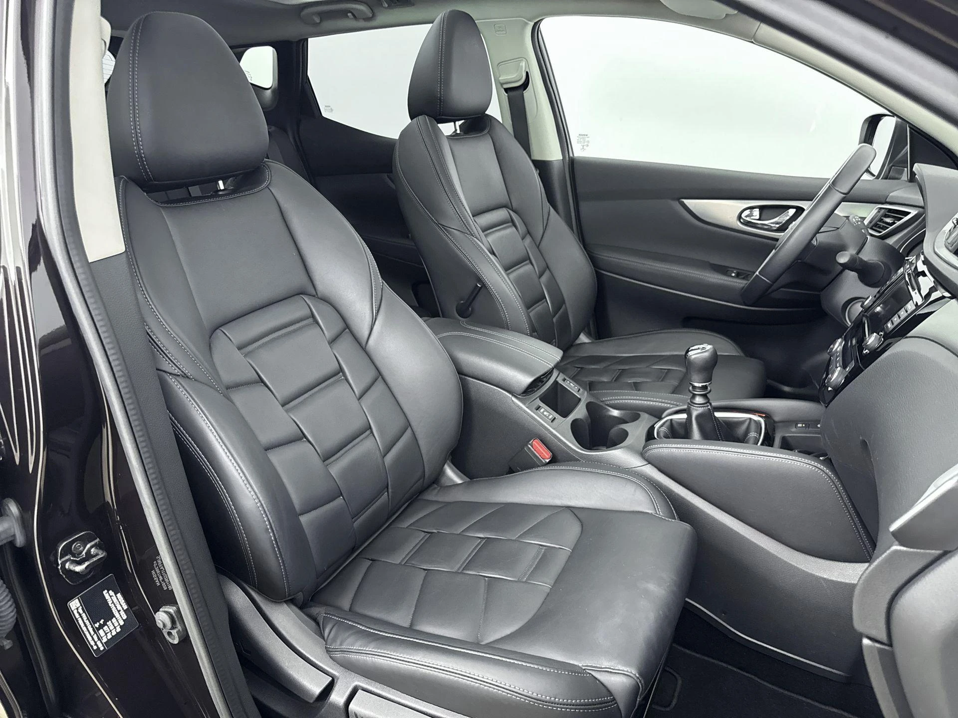 Nissan-QASHQAI-image-21