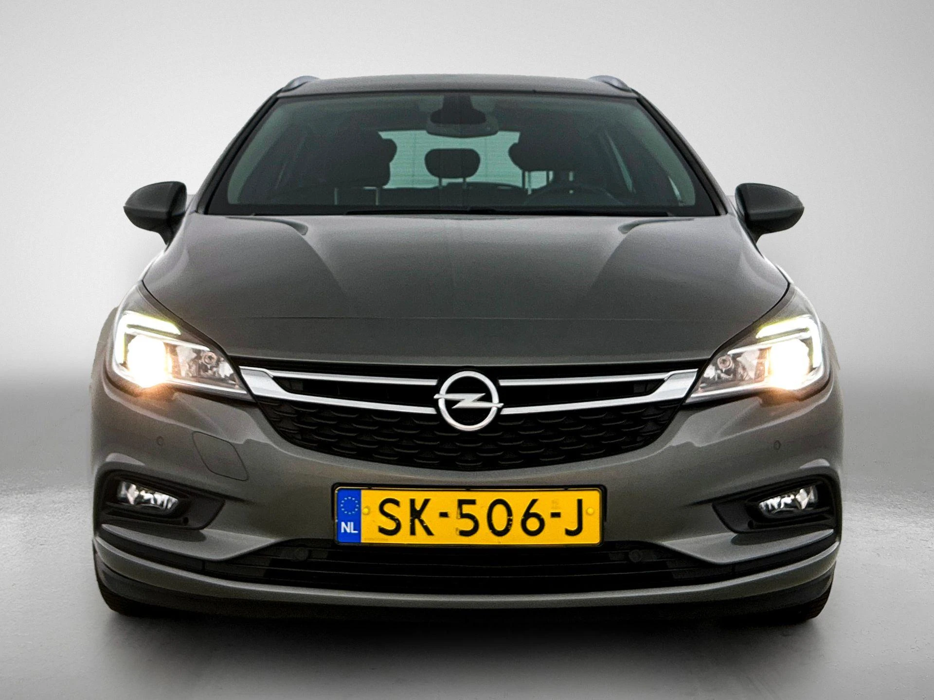 Opel-Astra-image-4