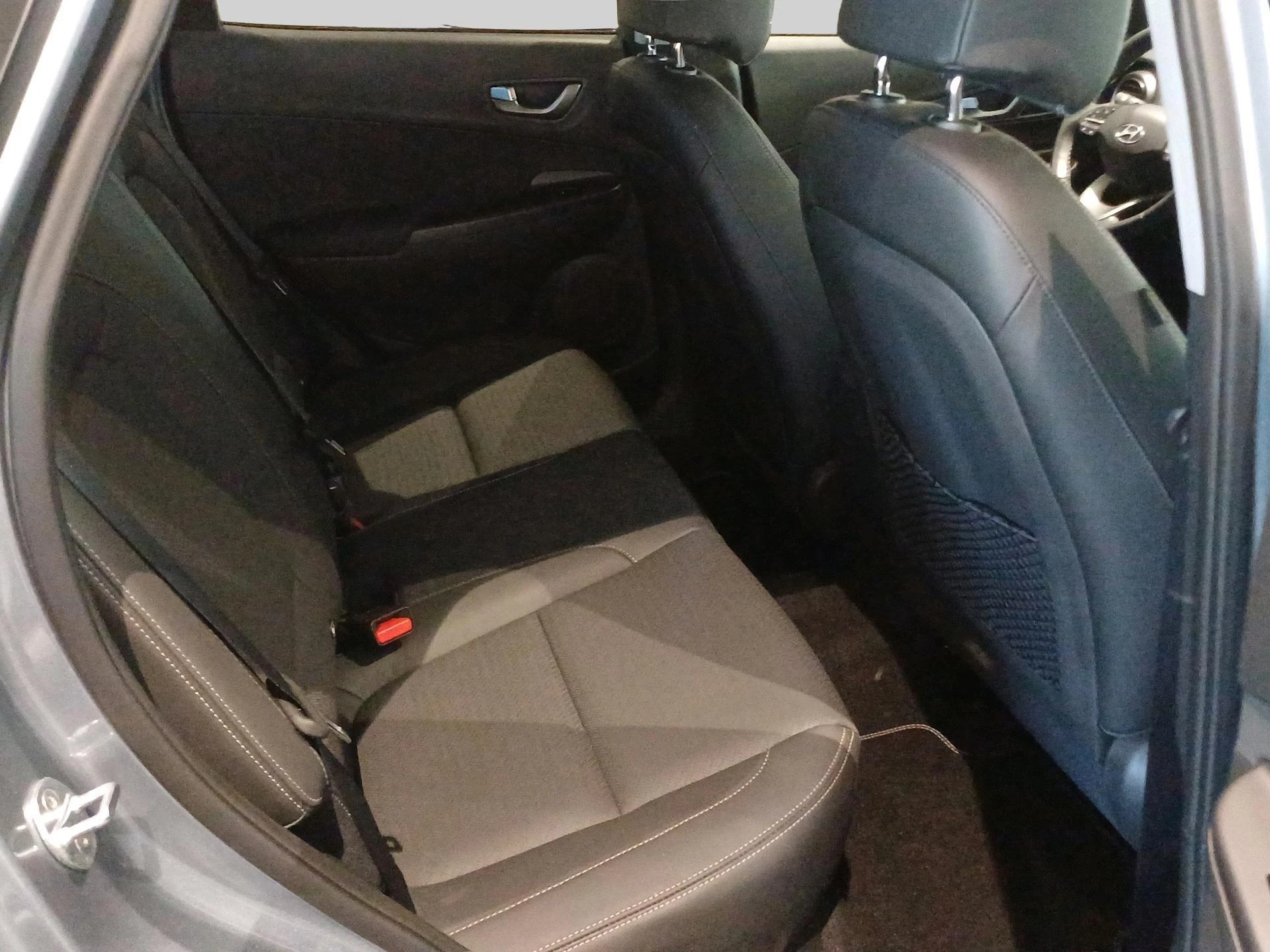Hyundai-Kona-image-14