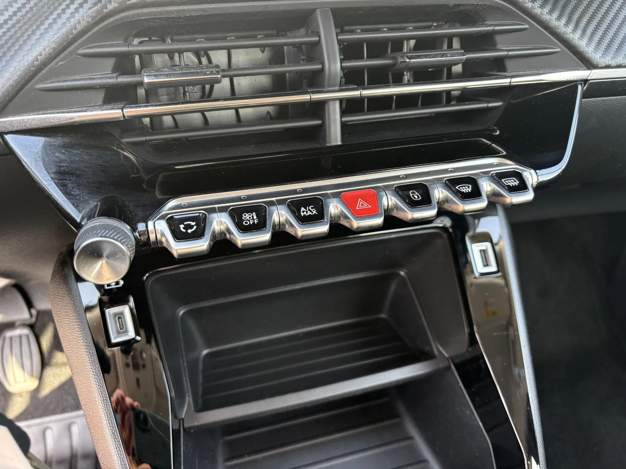 Peugeot-2008-image-19