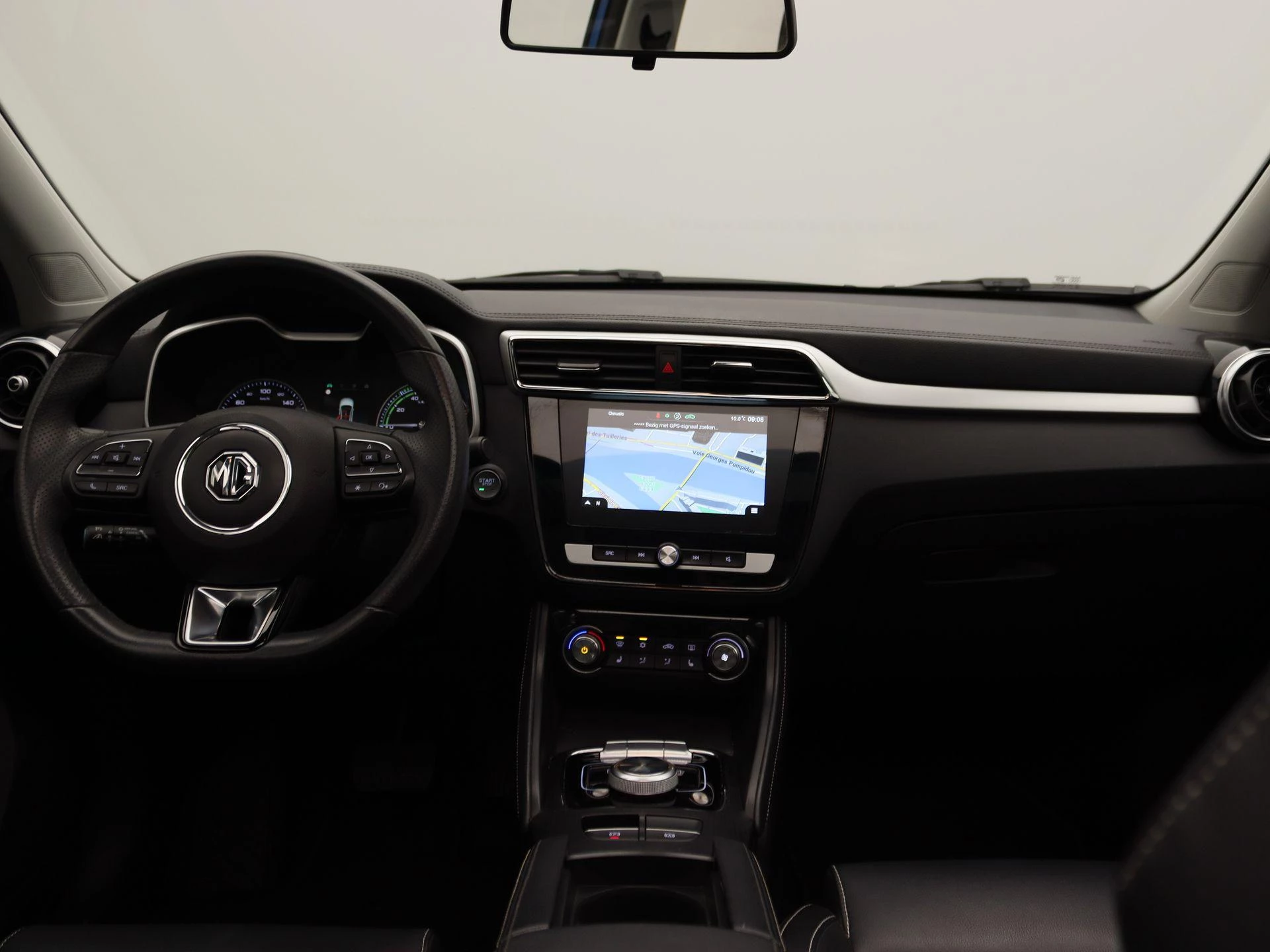 MG-ZS EV-image-7