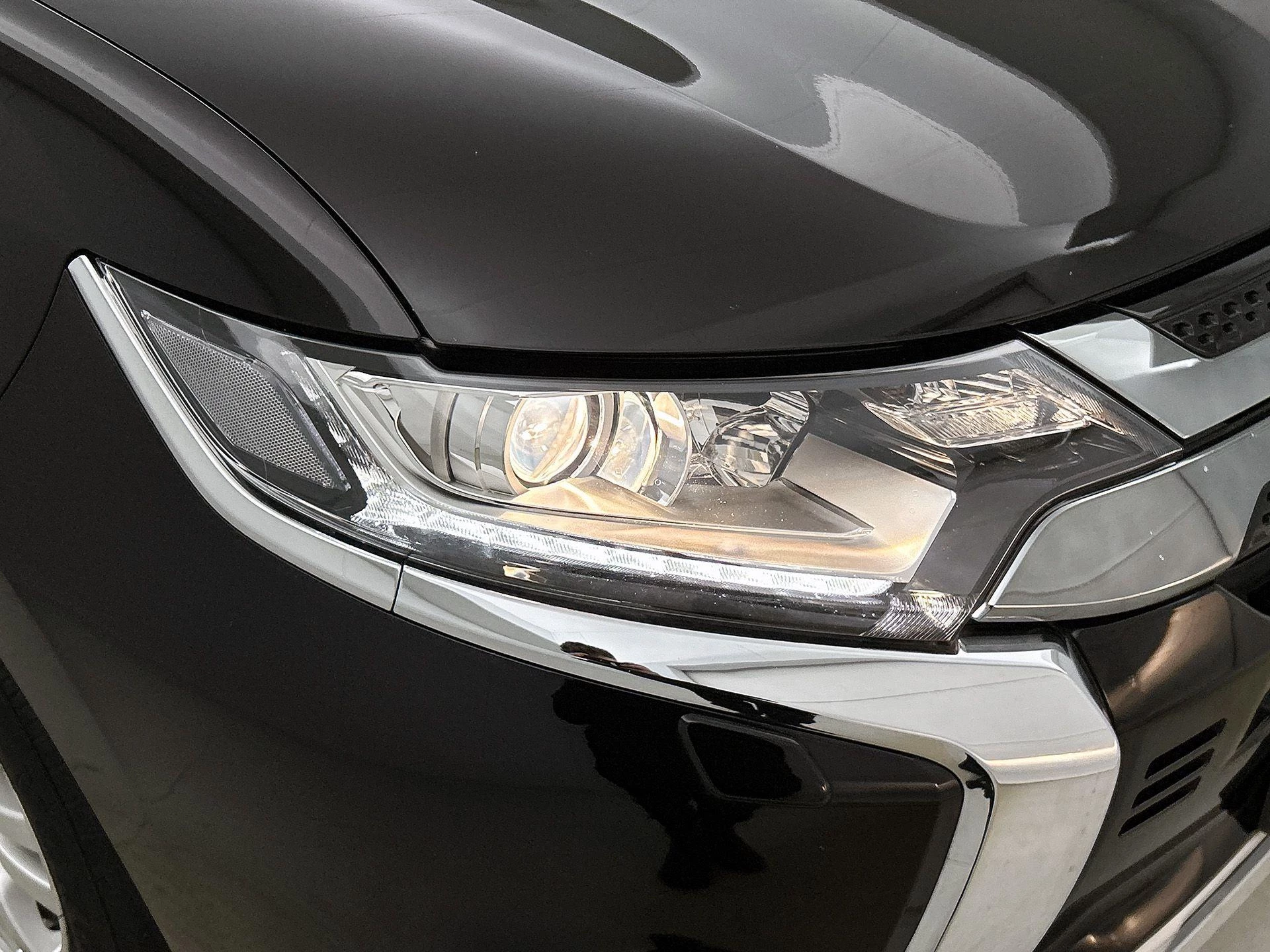 Mitsubishi-Outlander-image-25