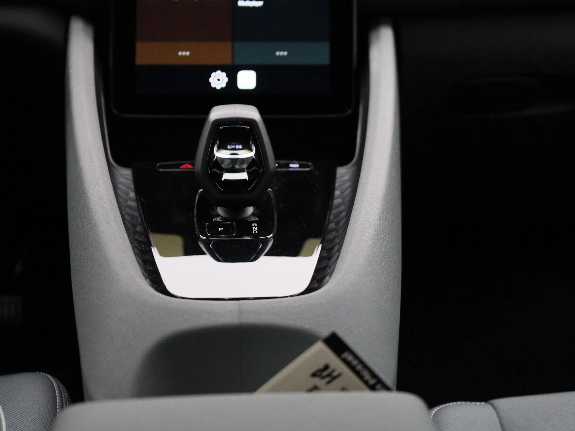 Polestar-2-image-8