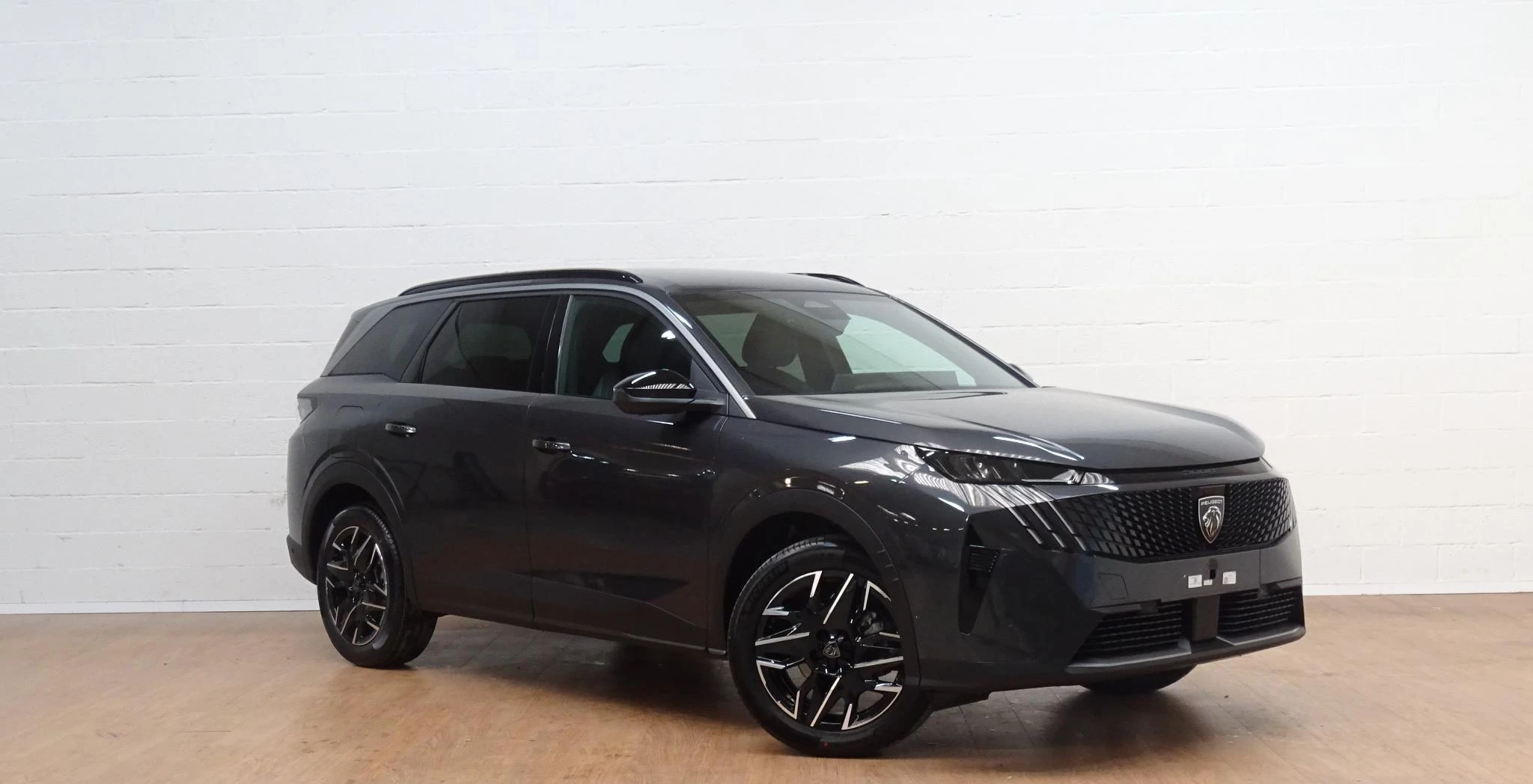 Peugeot-5008-image-1