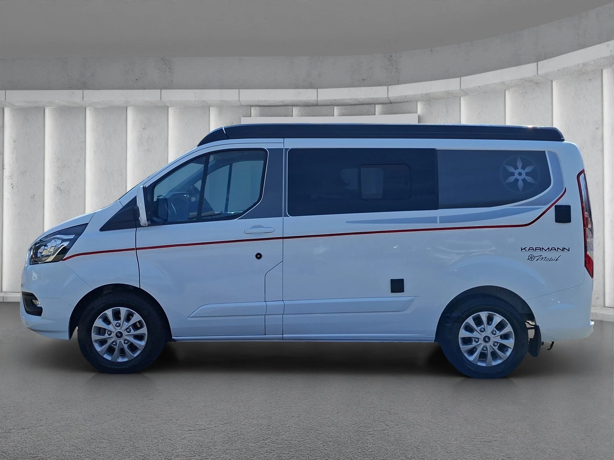 Ford-Transit Custom-image-1