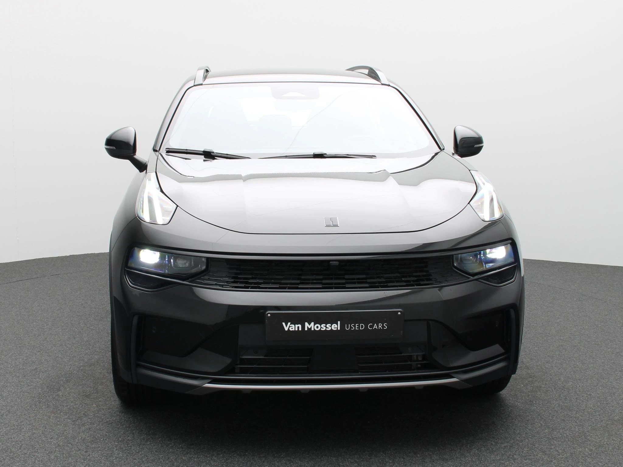 Lynk & Co-01-image-6