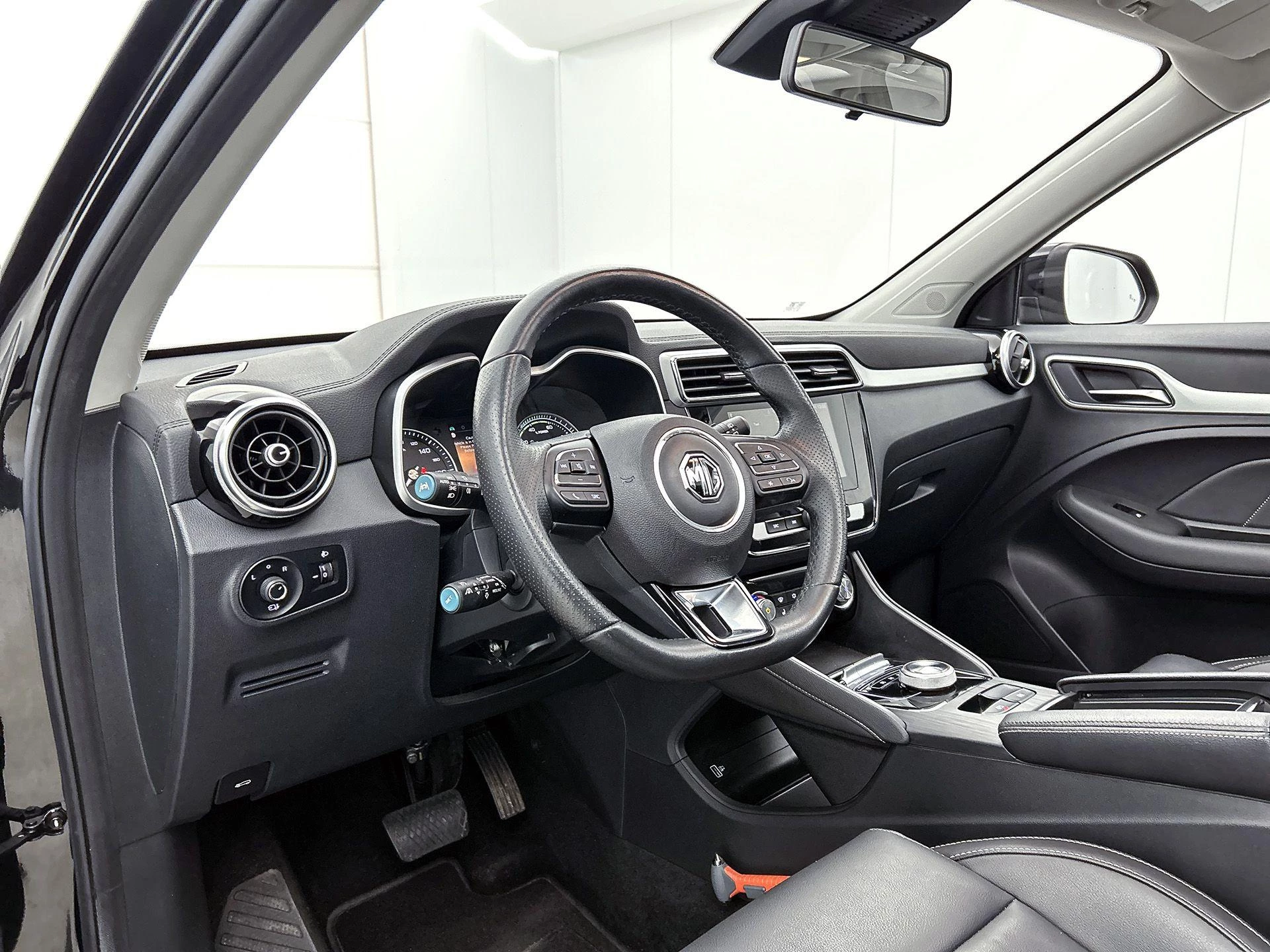 MG ZS EV Luxury 45 kWh