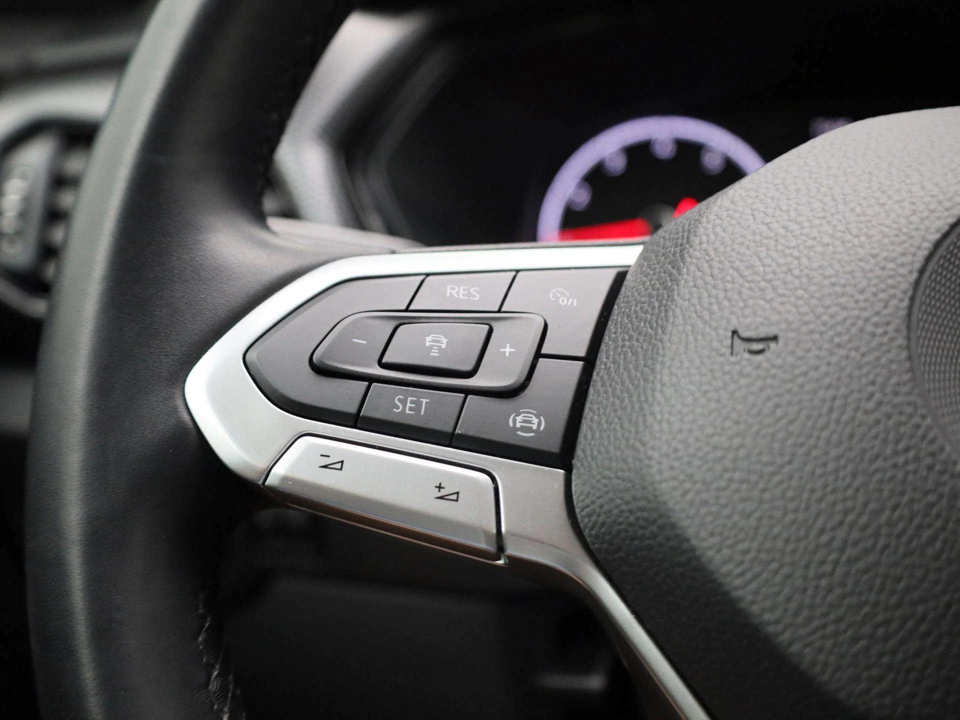 Volkswagen-T-Cross-image-20