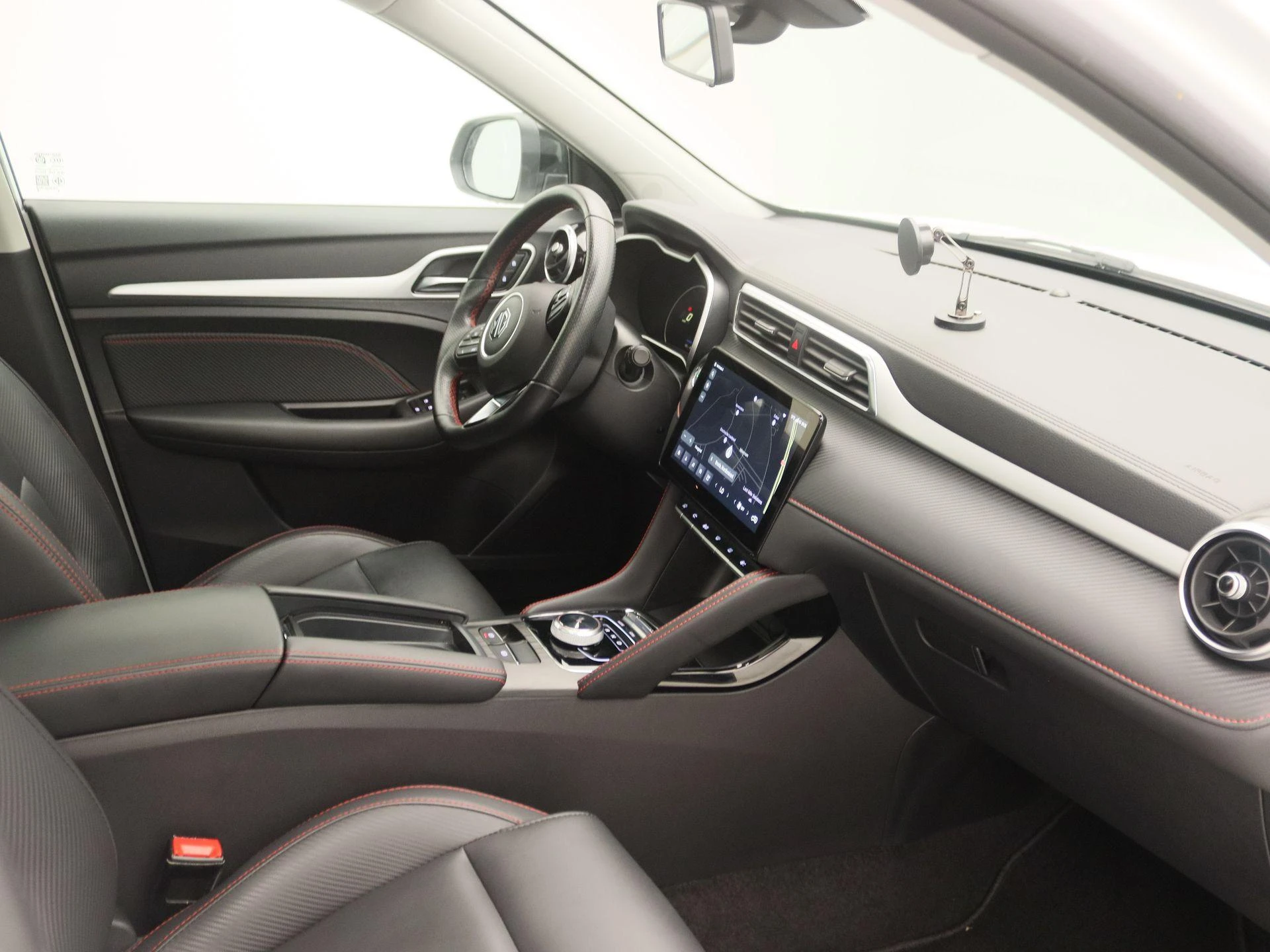 MG-ZS EV-image-24