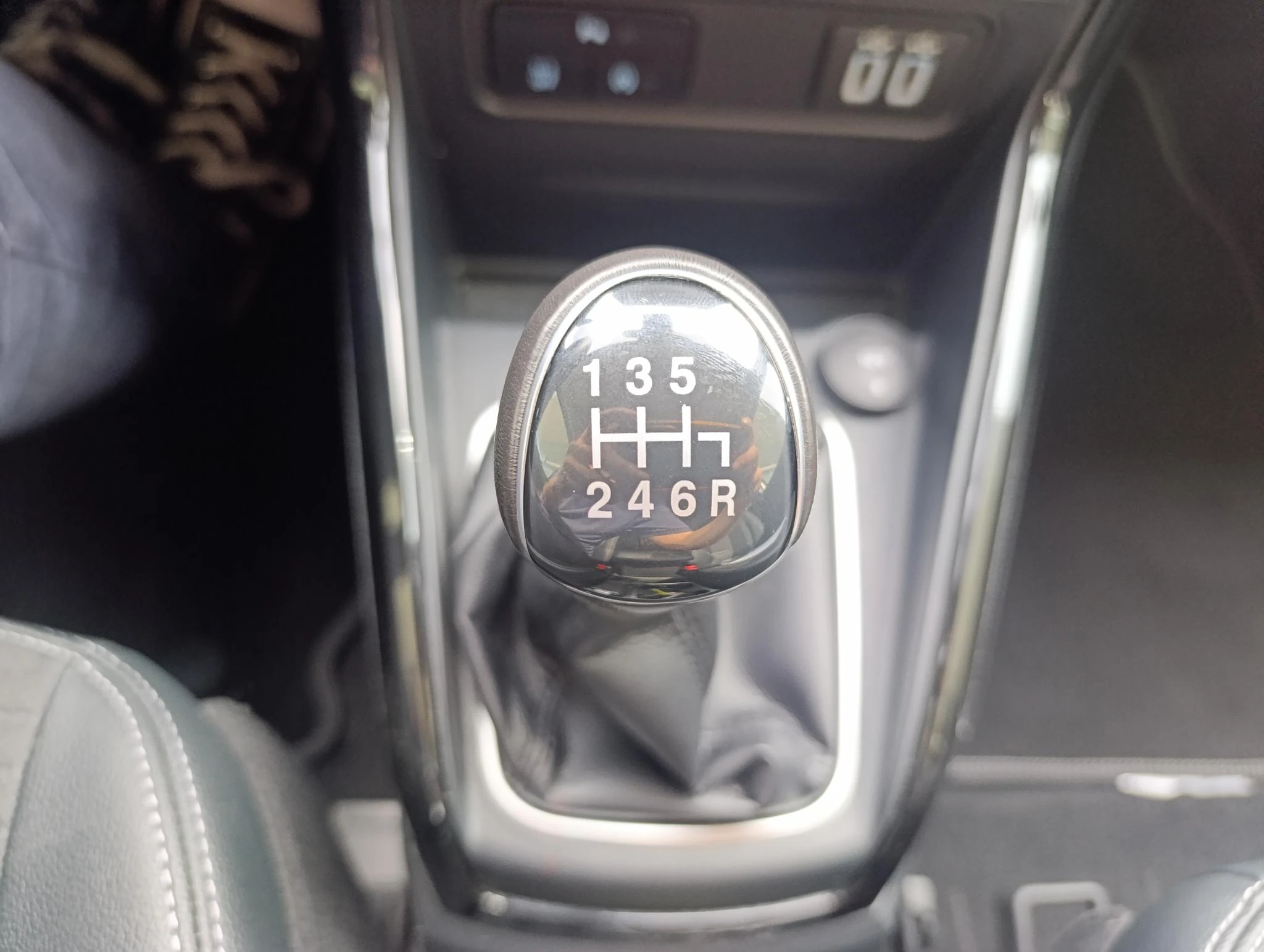 Ford-EcoSport-image-21