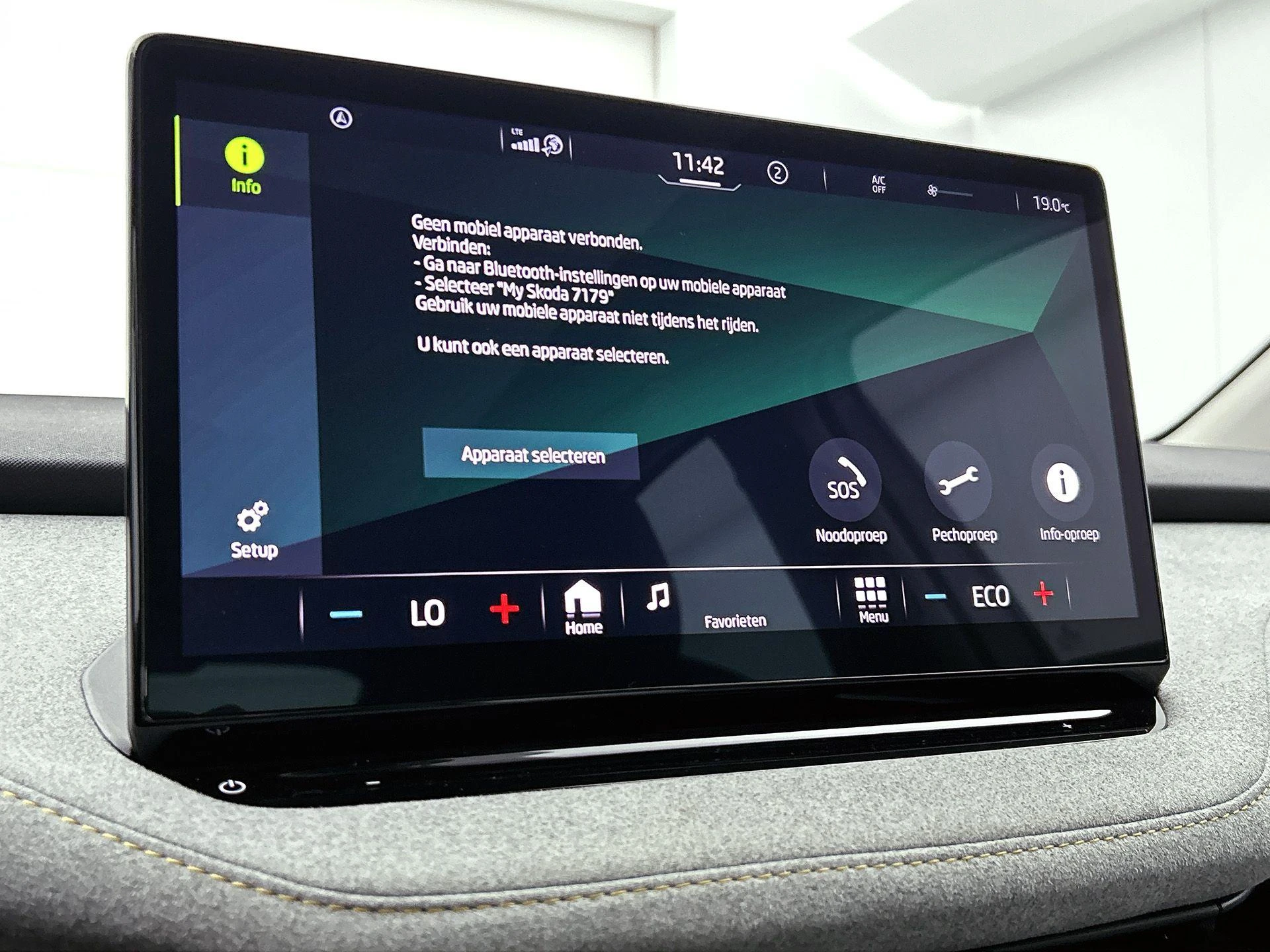 Škoda-Enyaq iV-image-8
