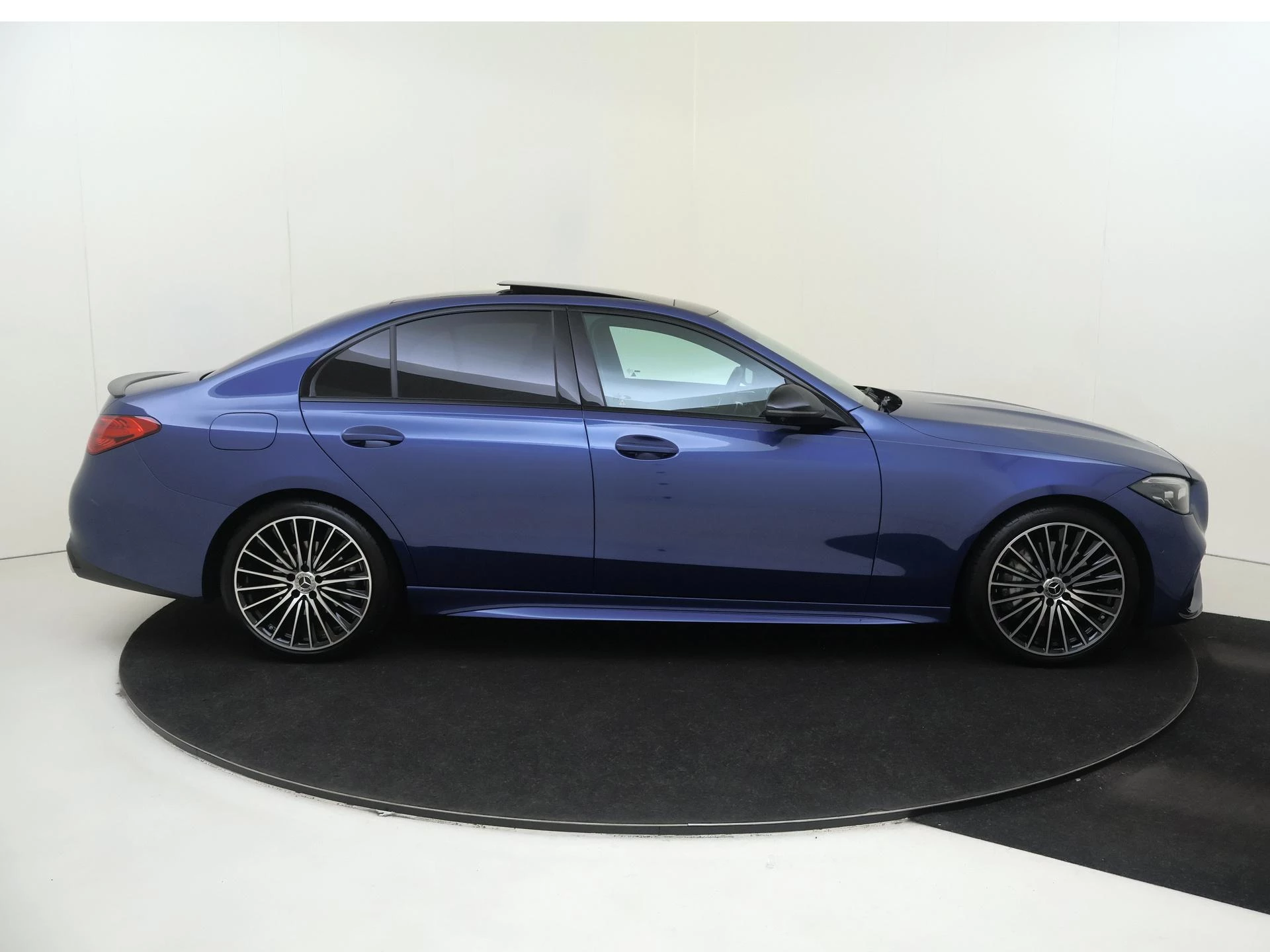 Mercedes-Benz C-Klasse 180 Business Solution AMG
