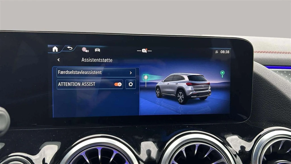 Mercedes-Benz-EQA-image-20