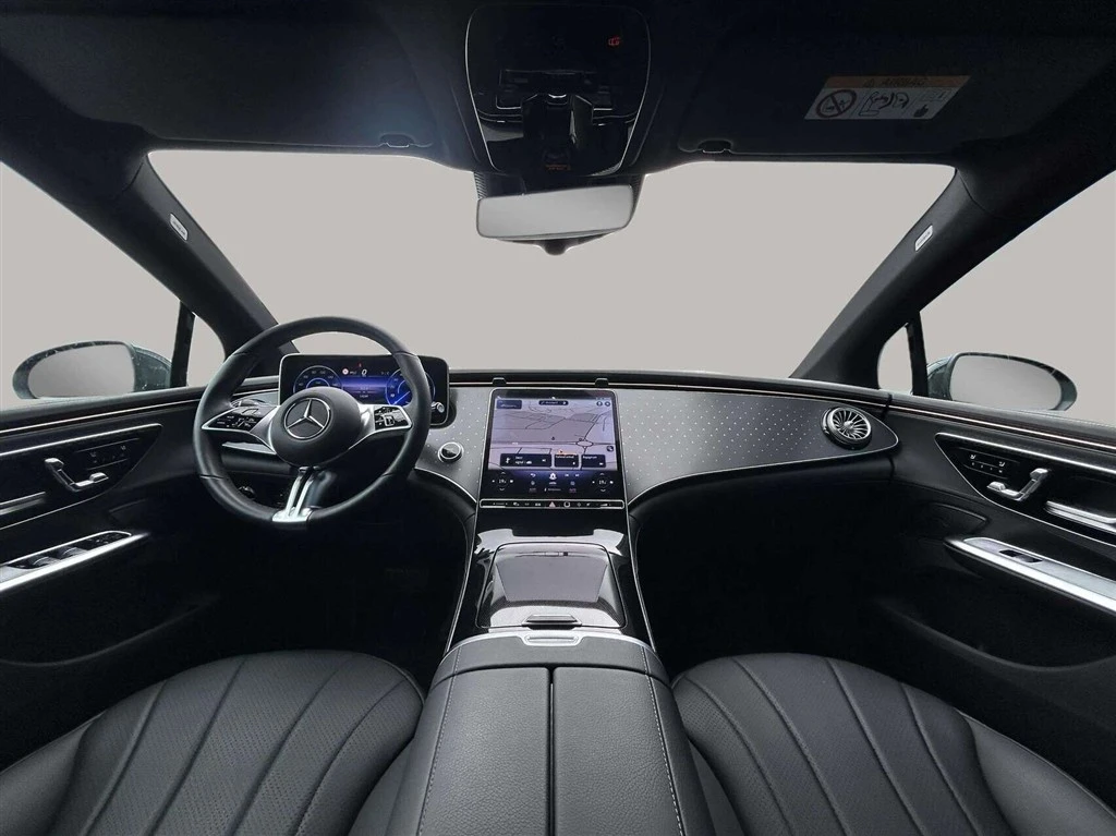 Mercedes-Benz-EQE-image-12
