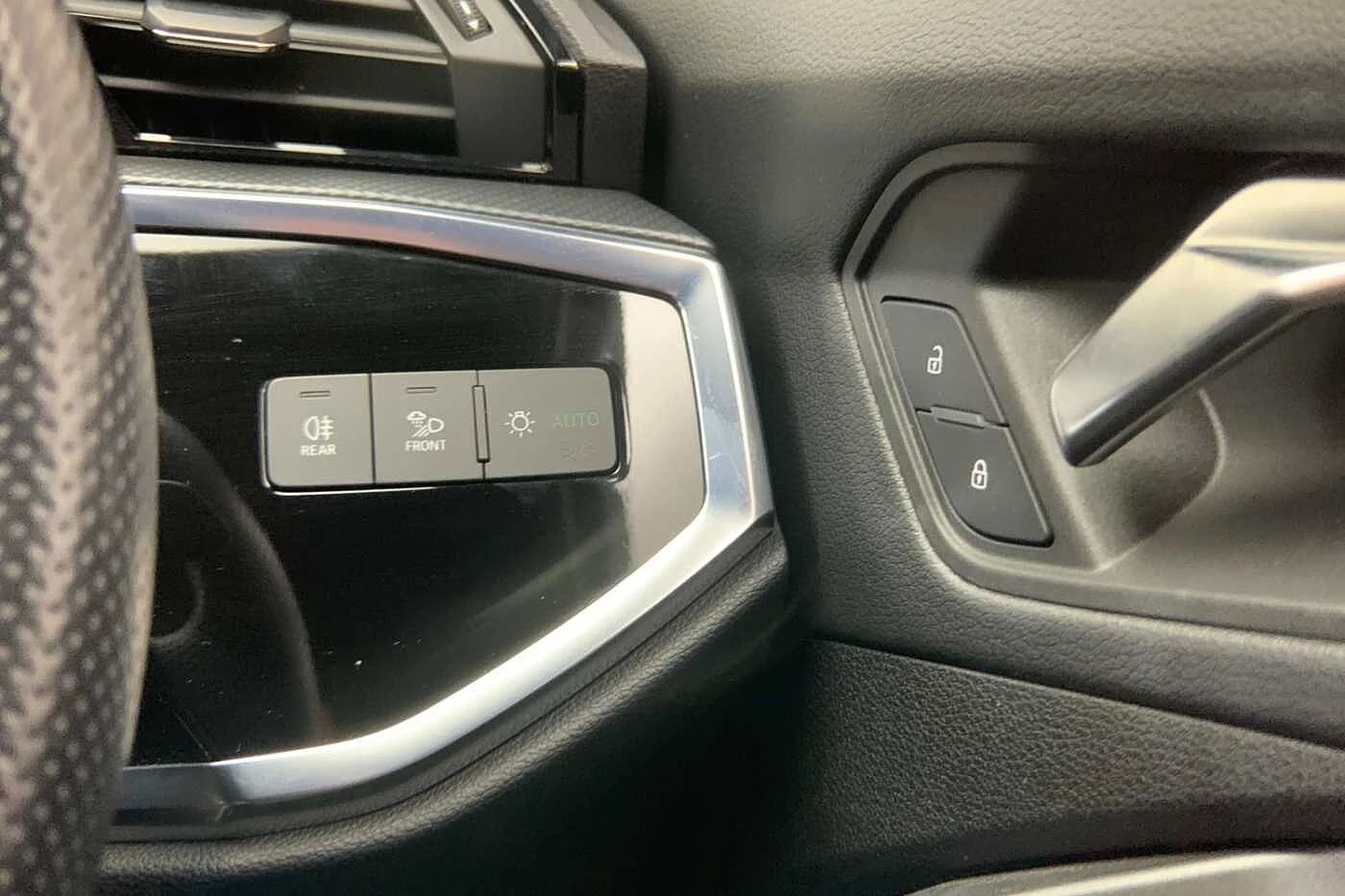 Audi-Q3-image-25