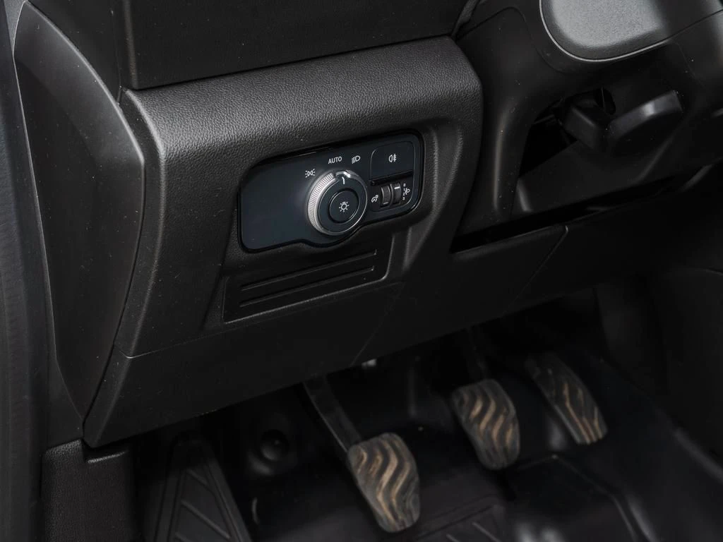 Mercedes-Benz-Citan 110-image-15