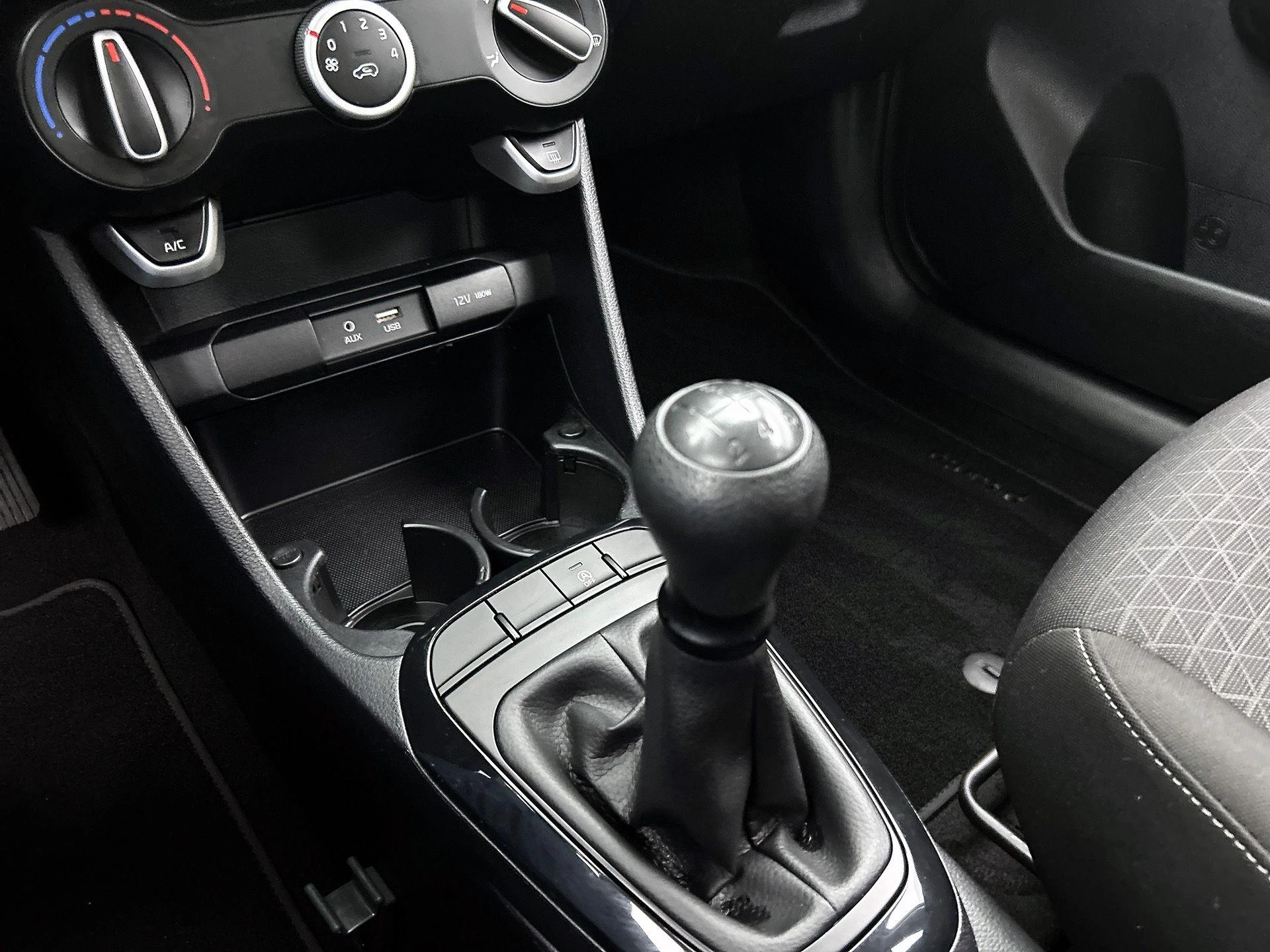 Kia-Picanto-image-25