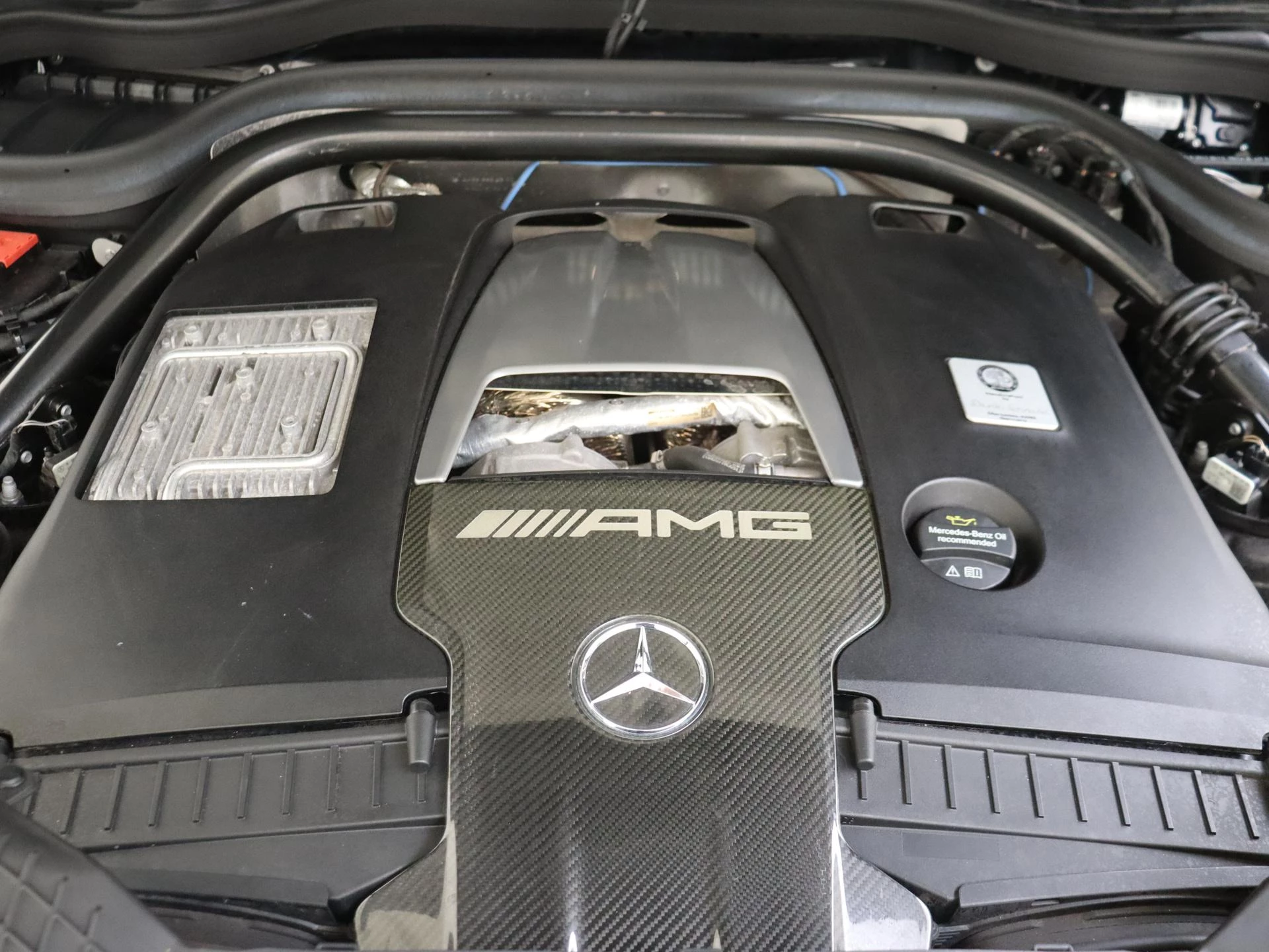 Mercedes-Benz-G-Klasse-image-42