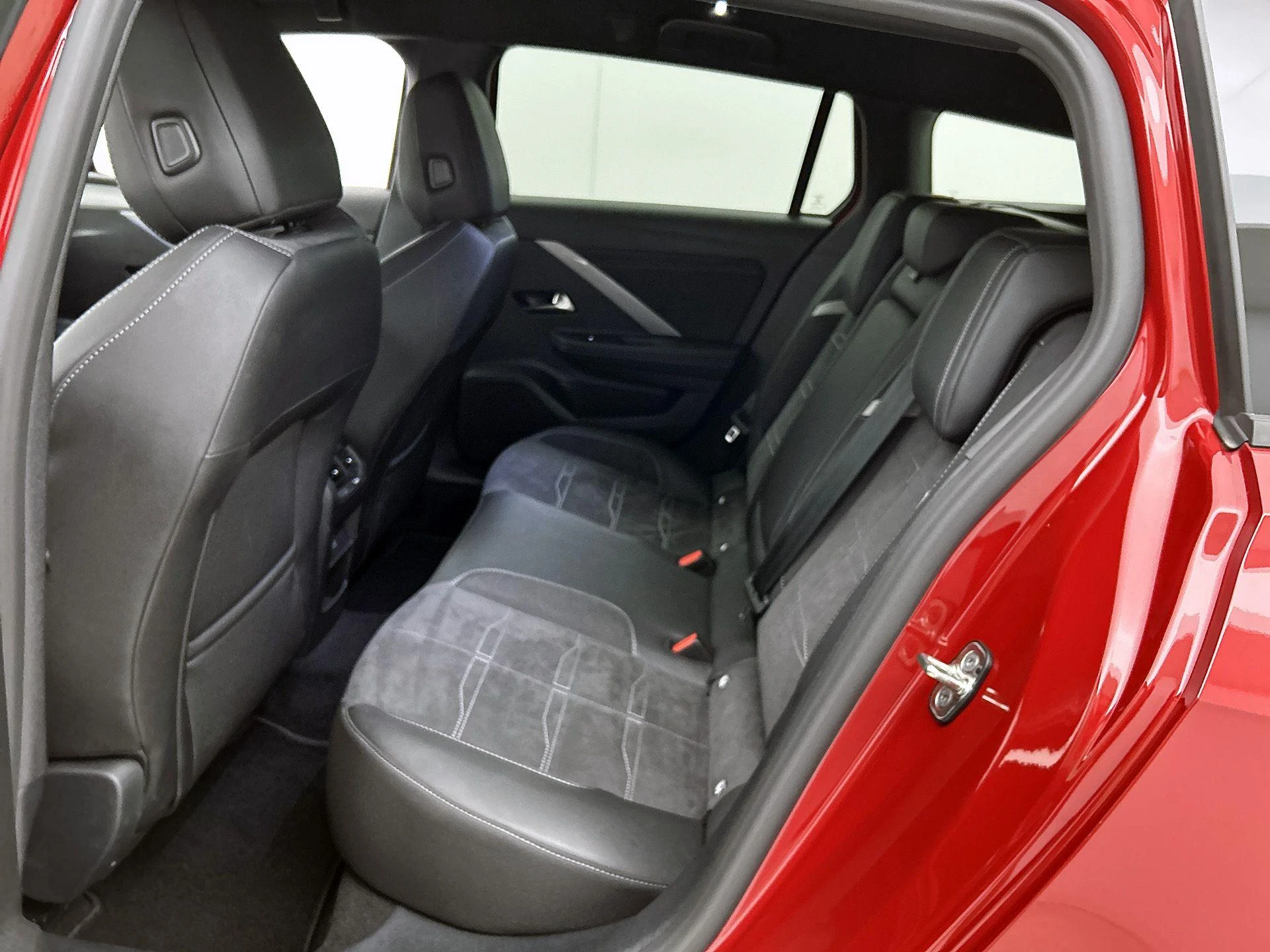 Opel-Astra-image-26