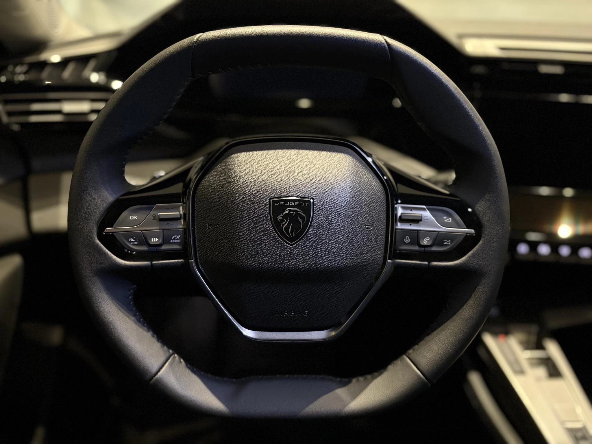 Peugeot-408-image-19