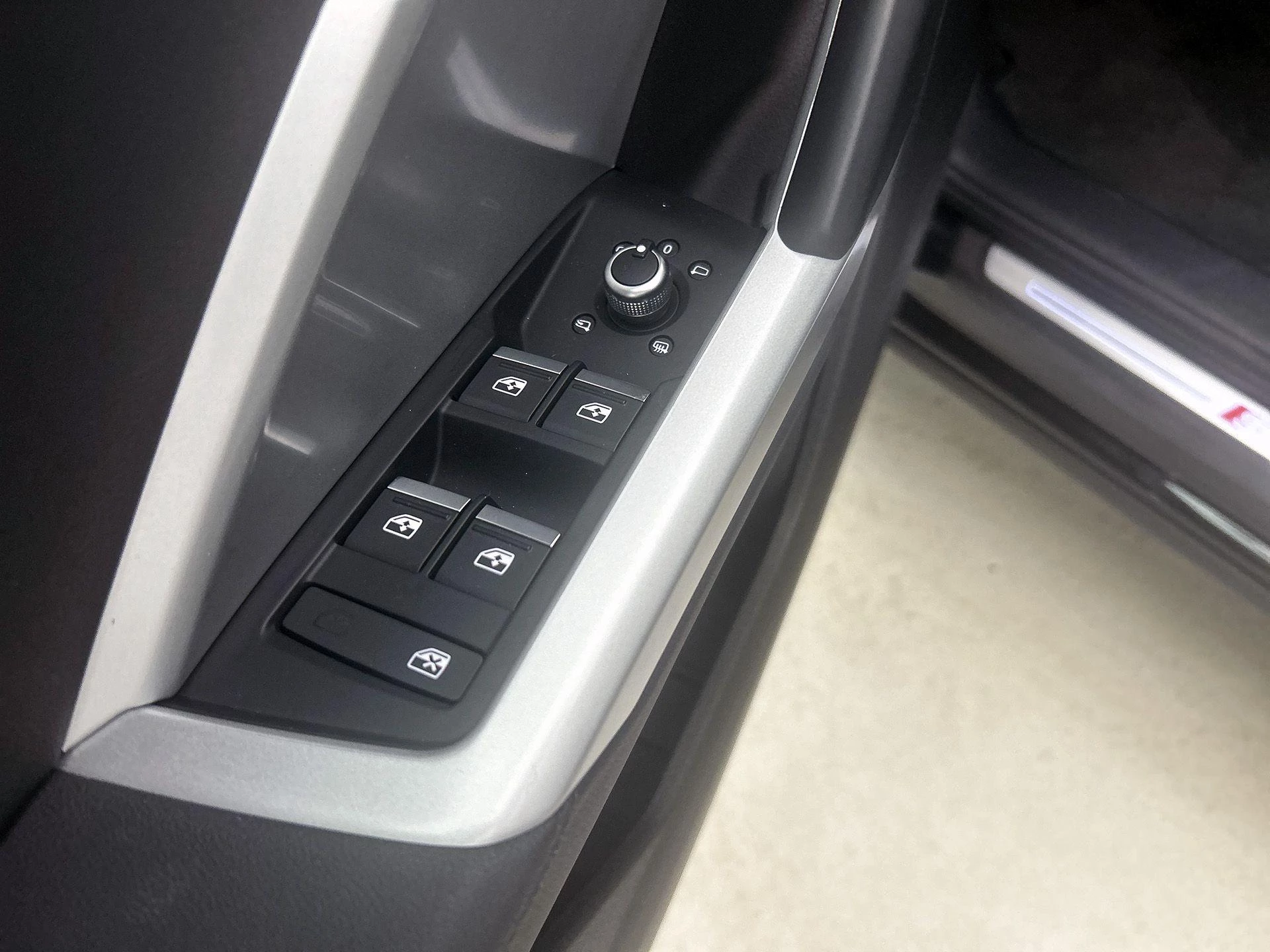 Audi Q3 35 TFSI S edition 150 PK