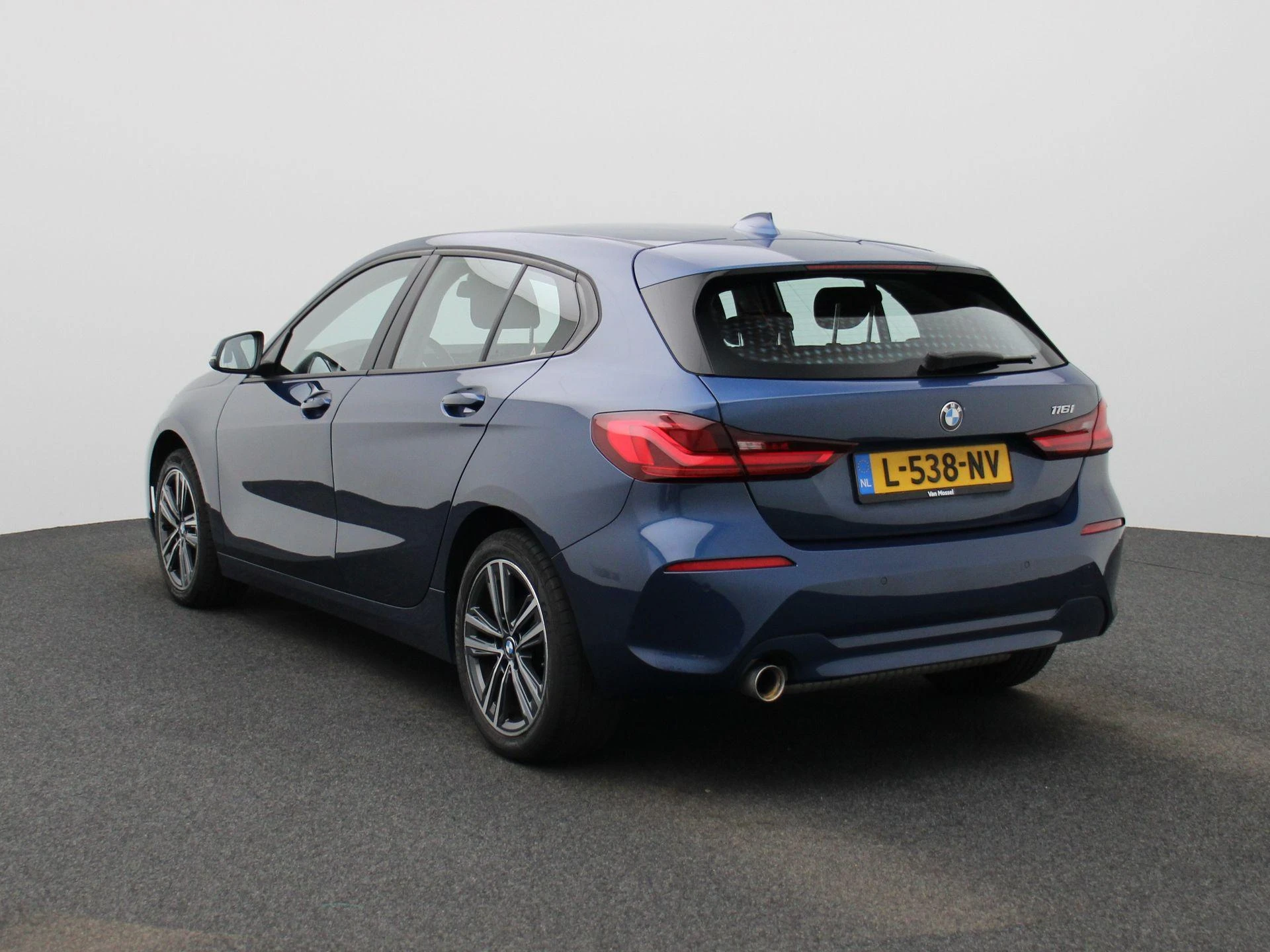 BMW-1 Serie-image-1