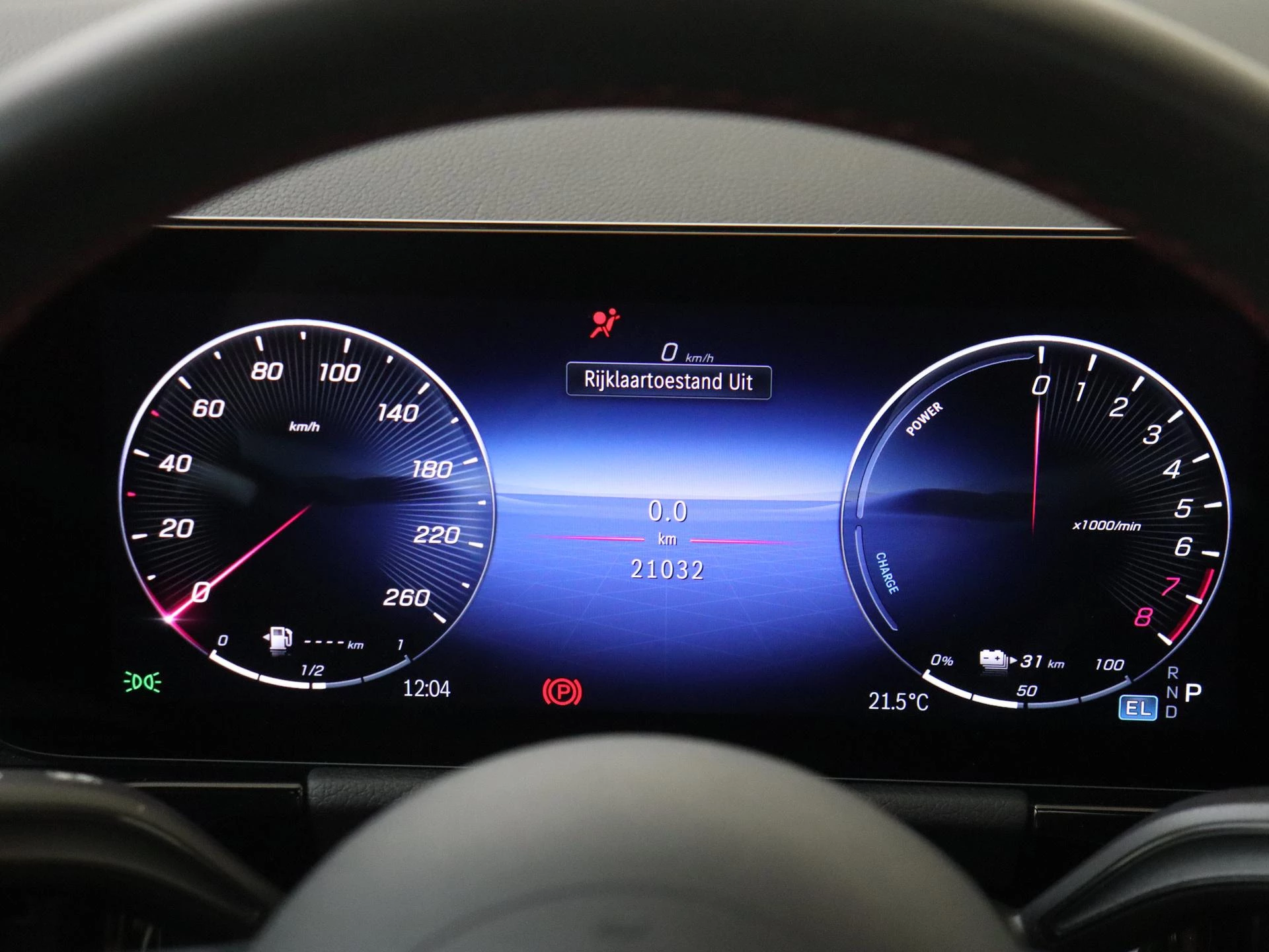 Mercedes-Benz-B-Klasse-image-11