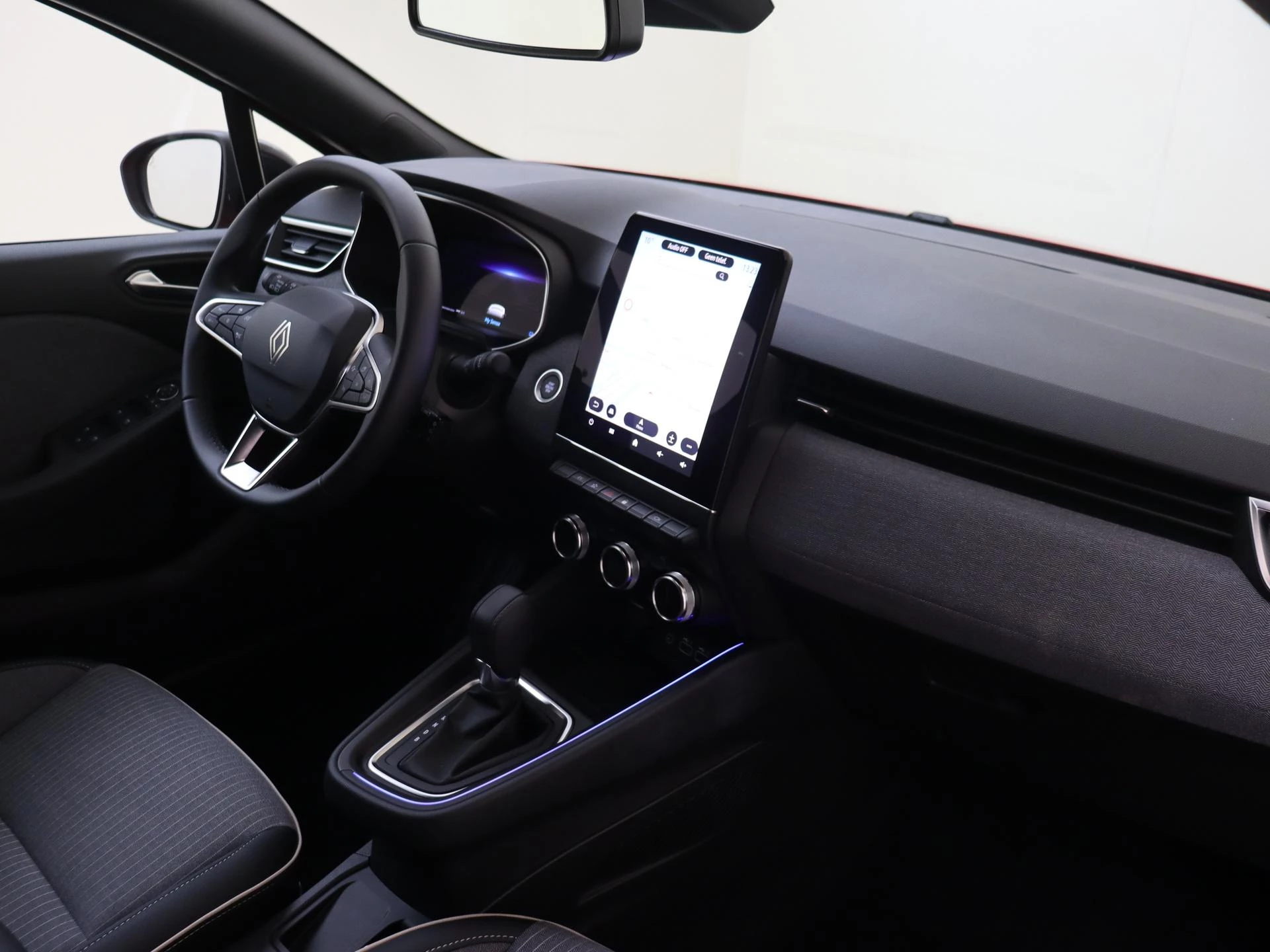 Renault-Clio-image-11