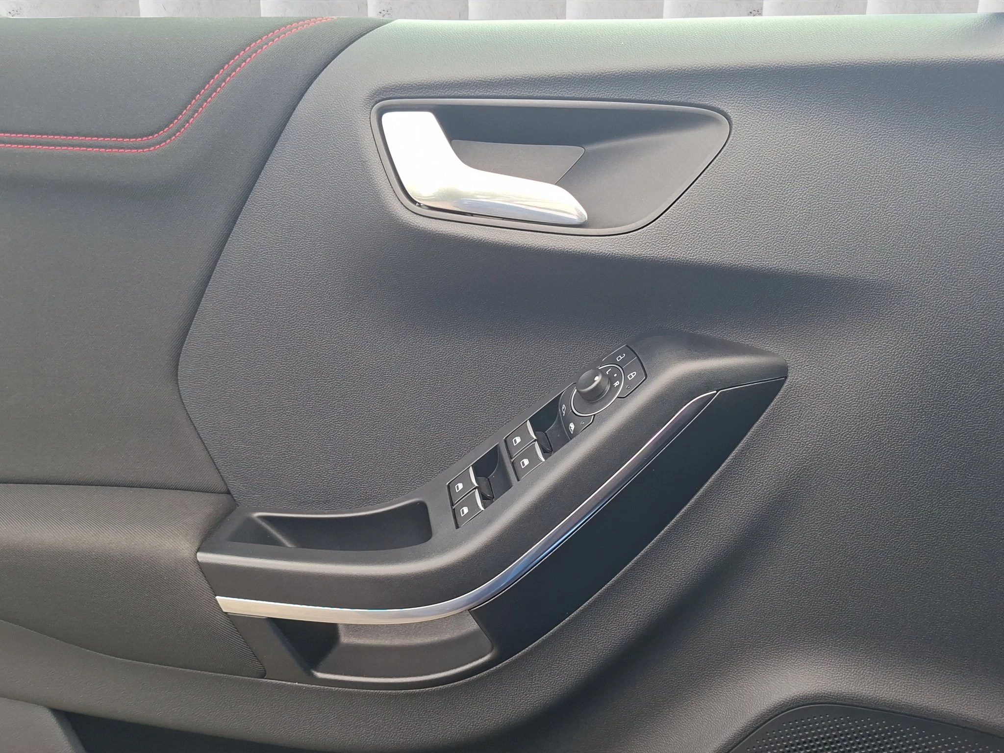 Ford Puma ST-Line 1.0 EB MHEV Aut. | LED | GJR | SHZ | PDC | LMF | Navi | BT