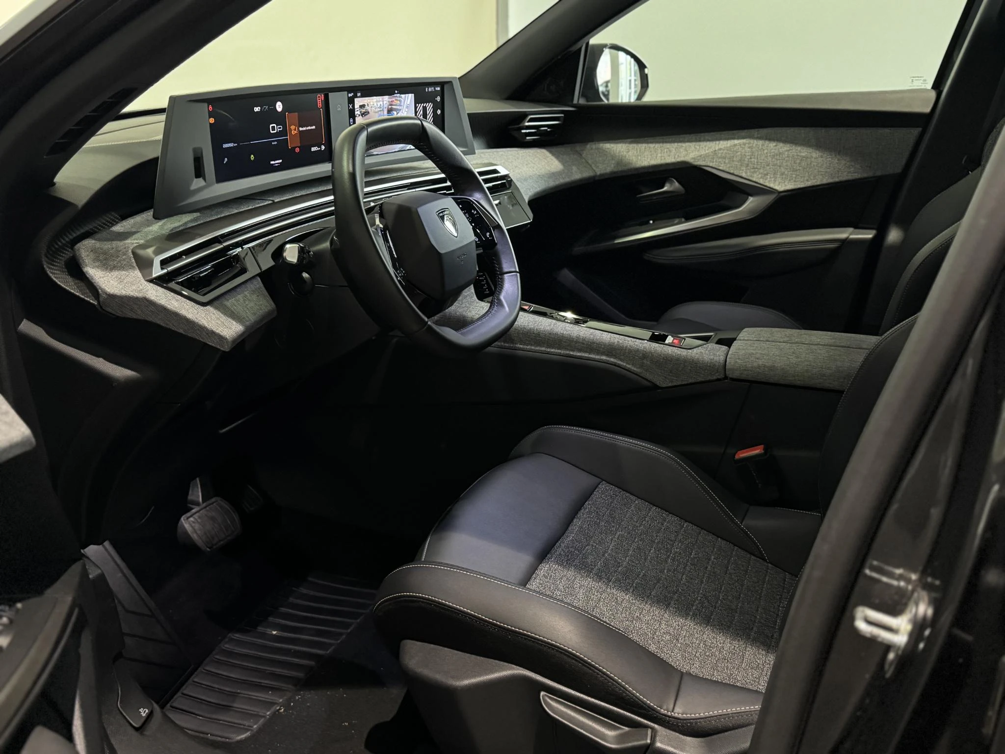 Peugeot-5008-image-20