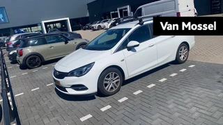 Opel Astra Sports Tourer 1.2 Launch Edition